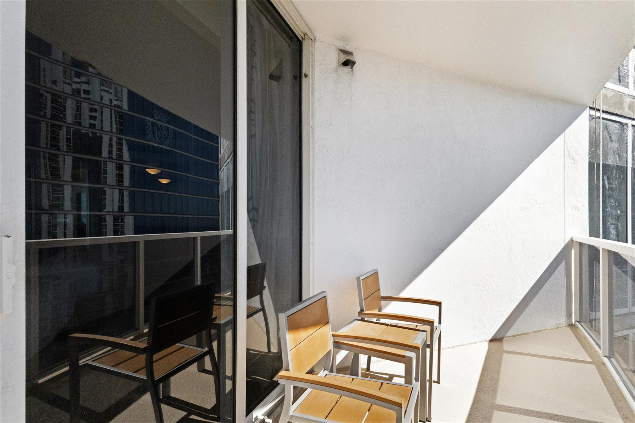 TRUMP INTERNATIONAL SONESTA - Residential