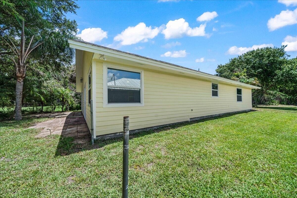SEBASTIAN HIGHLANDS UNIT 17 - Residential