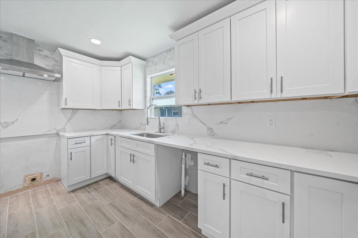 SEBASTIAN HIGHLANDS UNIT 17 - Residential