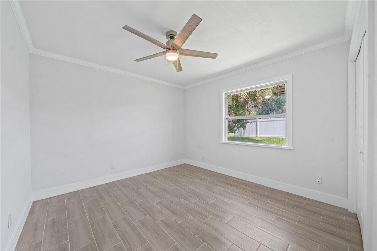 SEBASTIAN HIGHLANDS UNIT 17 - Residential