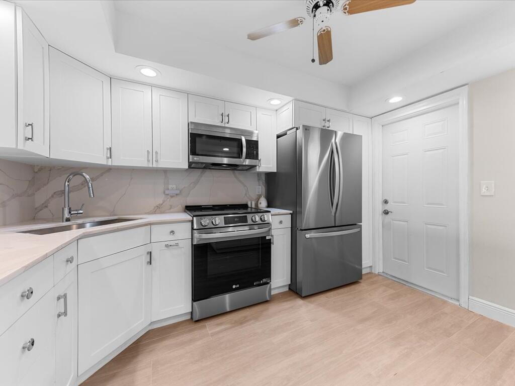 HERITAGE LANDINGS CONDO - Residential