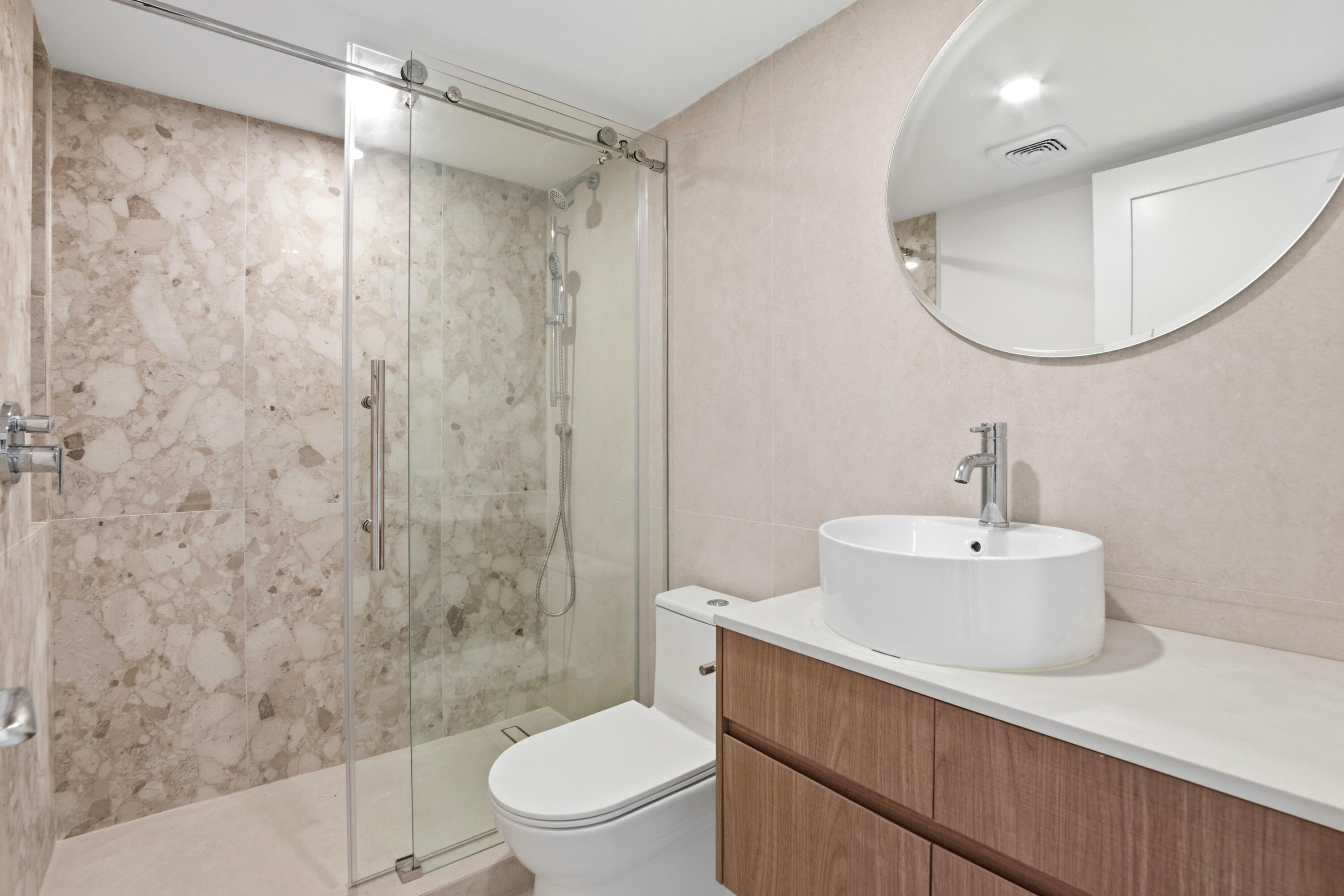 GUILDFORD AT CENTURY VILLAGE CONDO - Residential