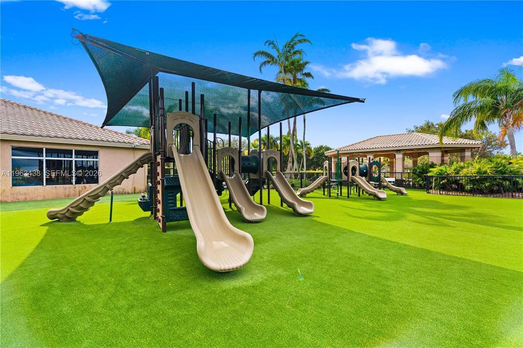 SILVER SHORES (PARCELS H THRU I) - Residential