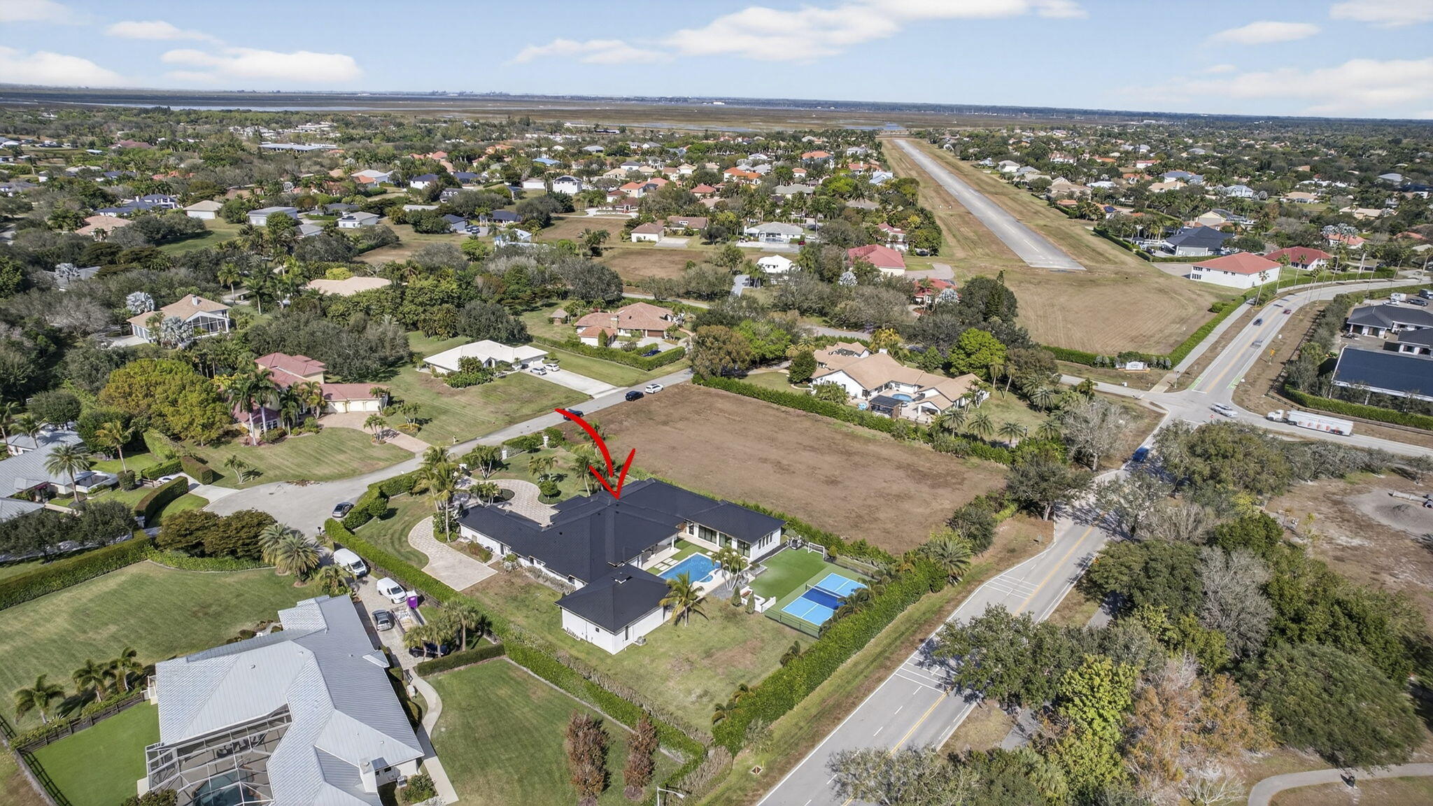 WELLINGTON AERO CLUB OF THE LANDINGS AT WELLINGTON - Residential