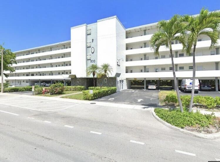 FAIRWAYS CO-OP - Residential