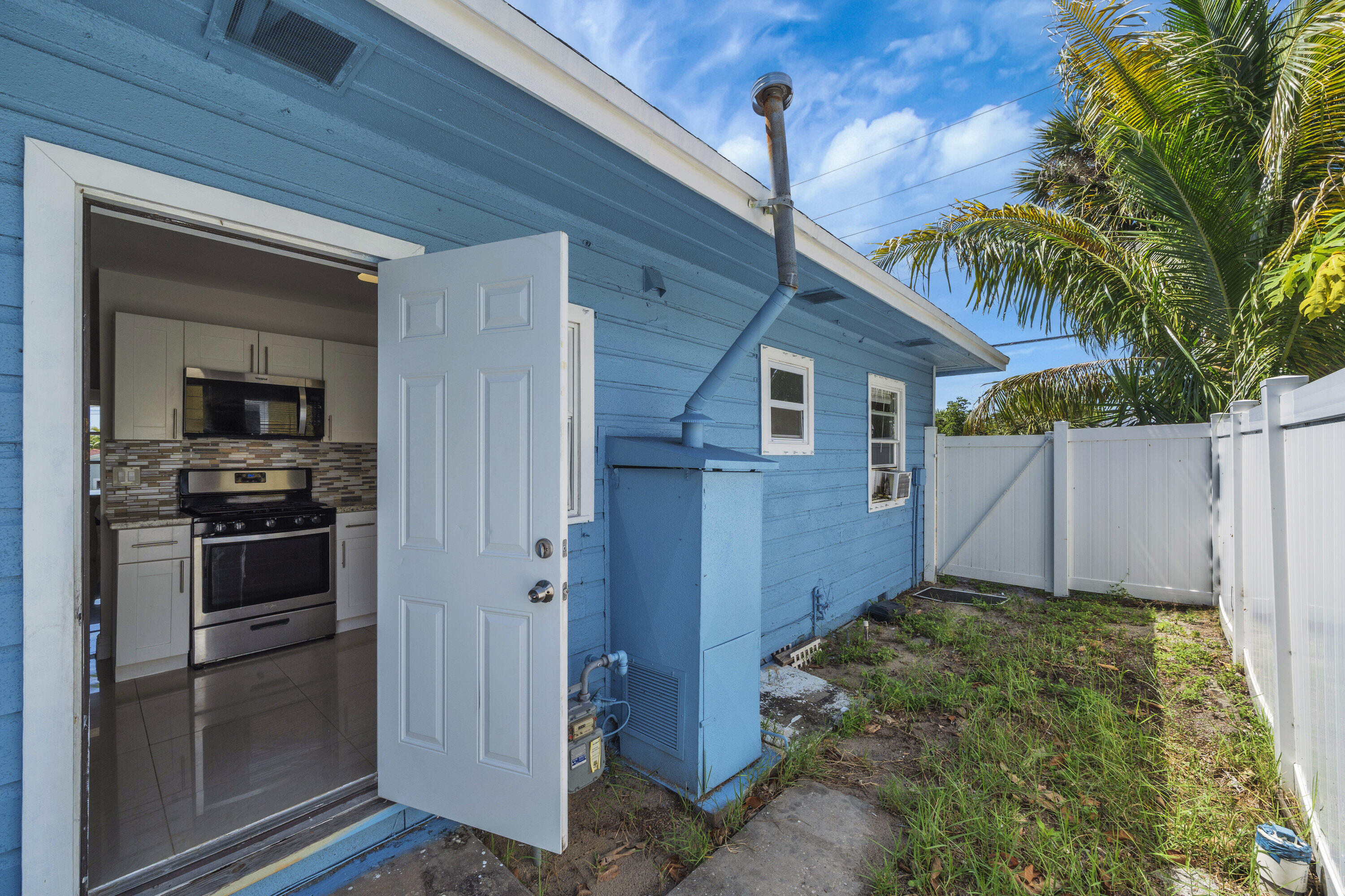 El Monte Park - Residential