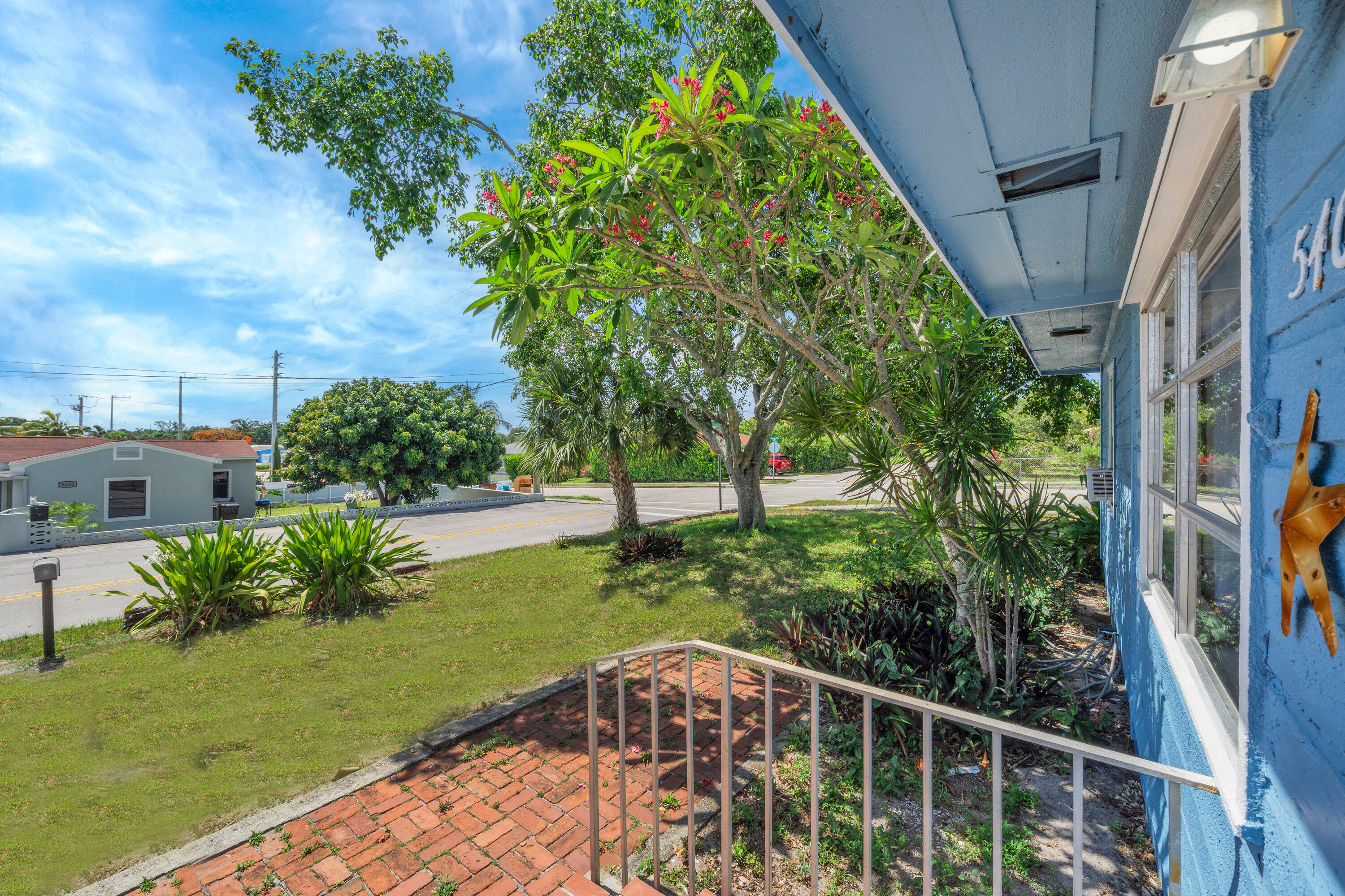 El Monte Park - Residential