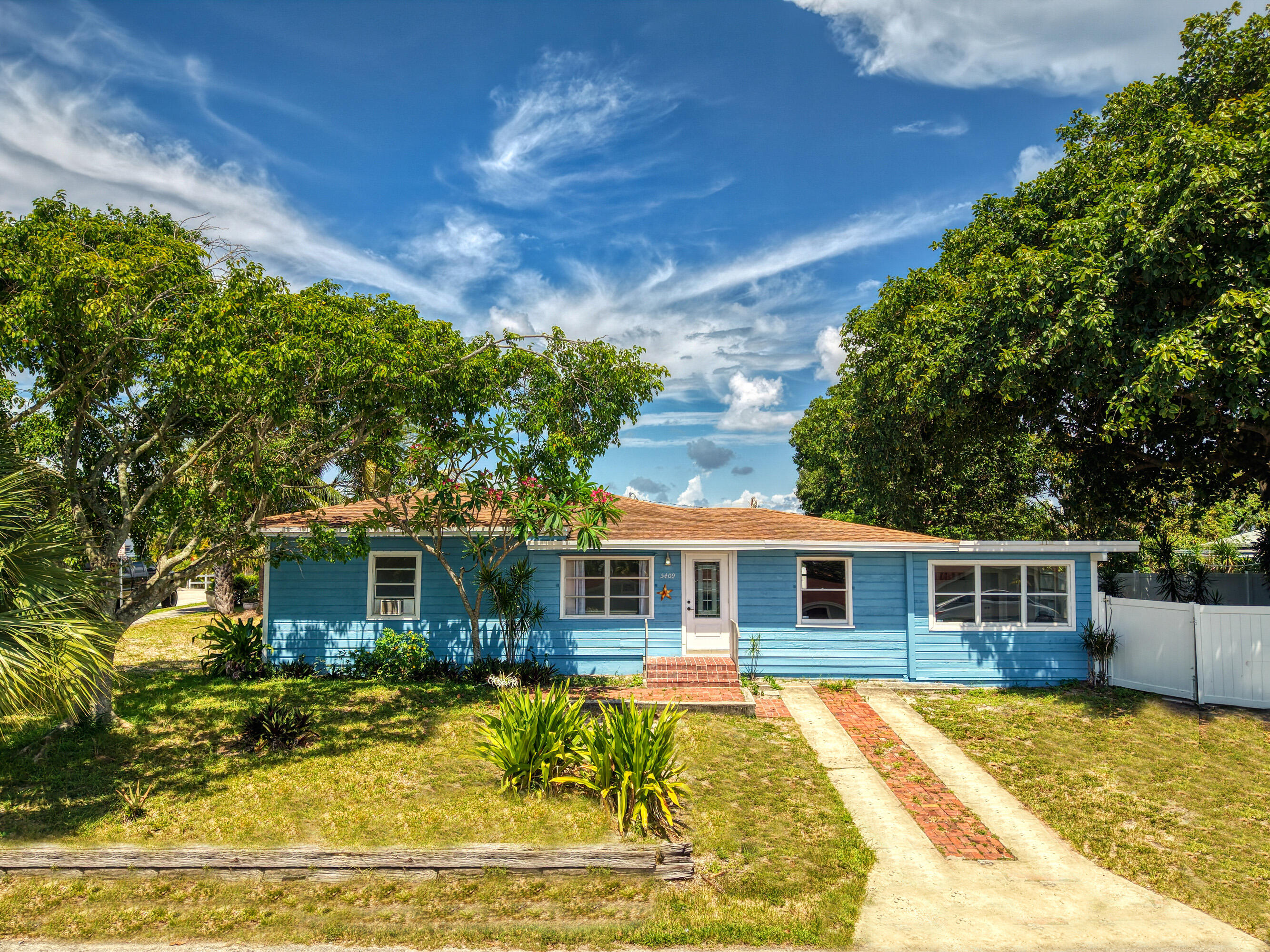 El Monte Park - Residential
