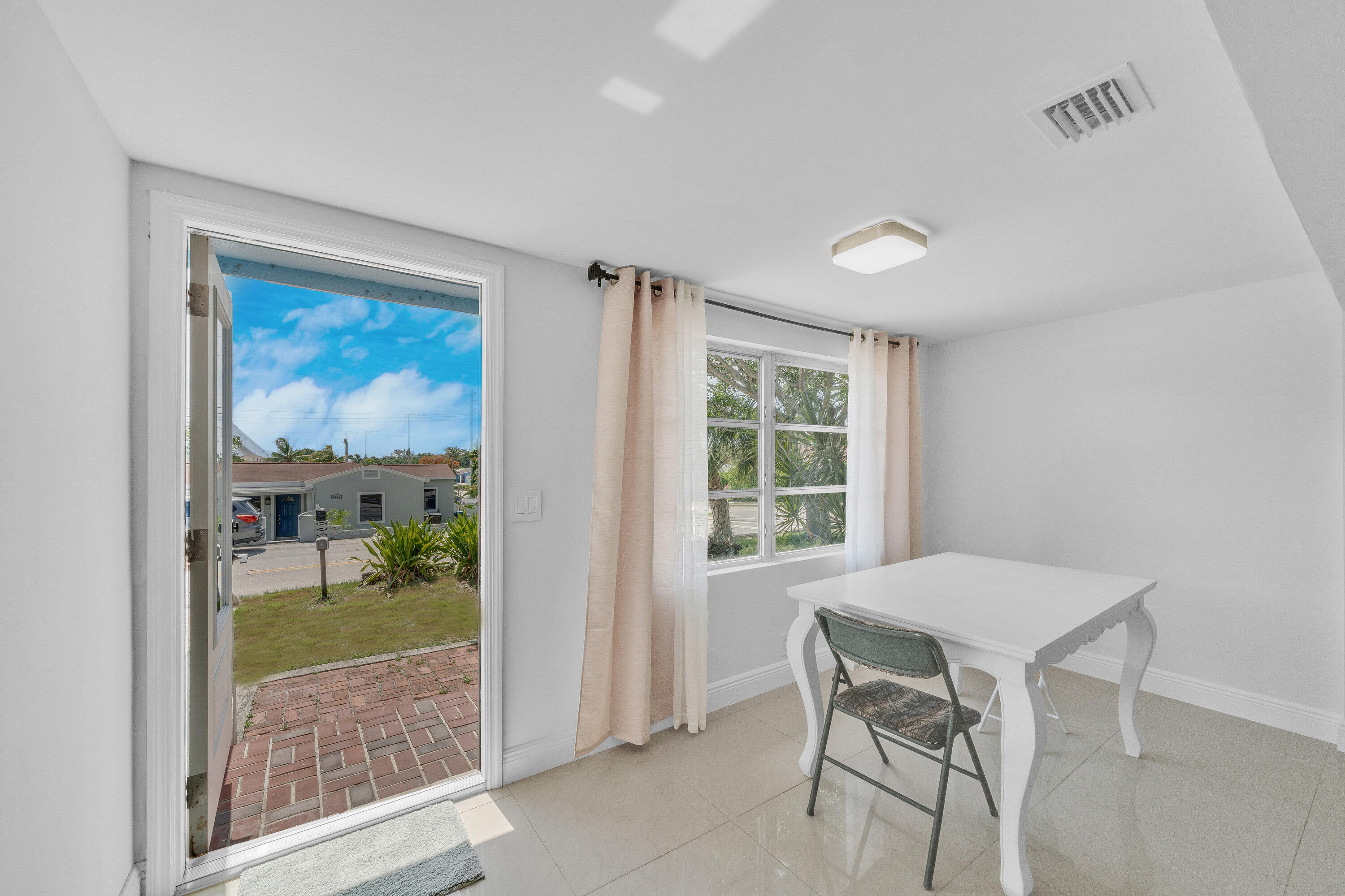 El Monte Park - Residential