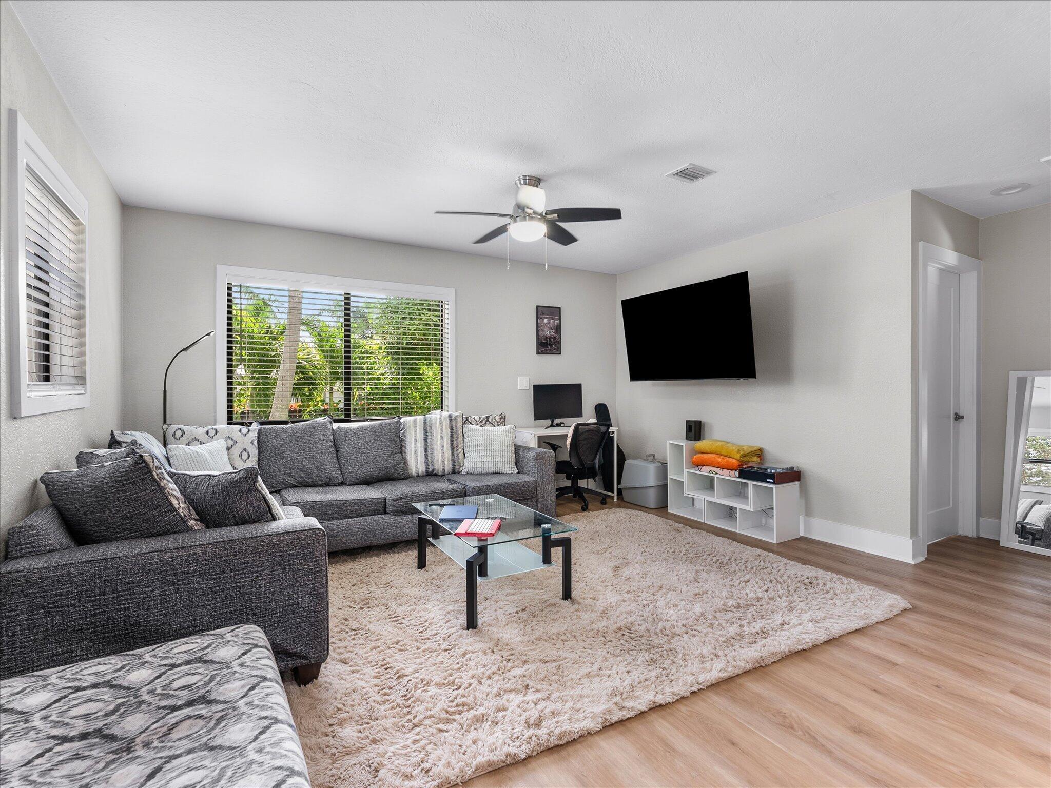 LAKE WORTH TOWN OF - Residential Income