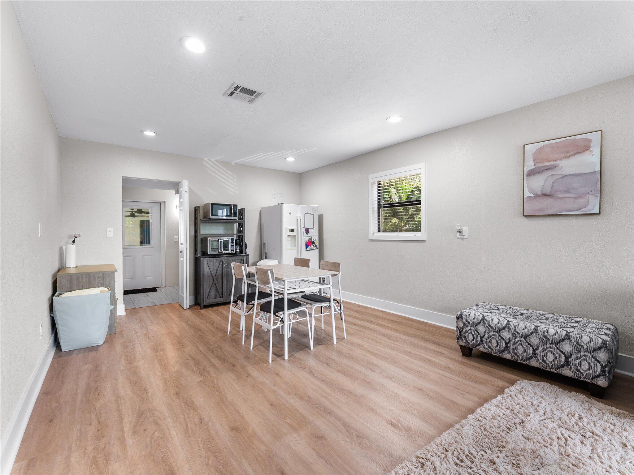 LAKE WORTH TOWN OF - Residential Income