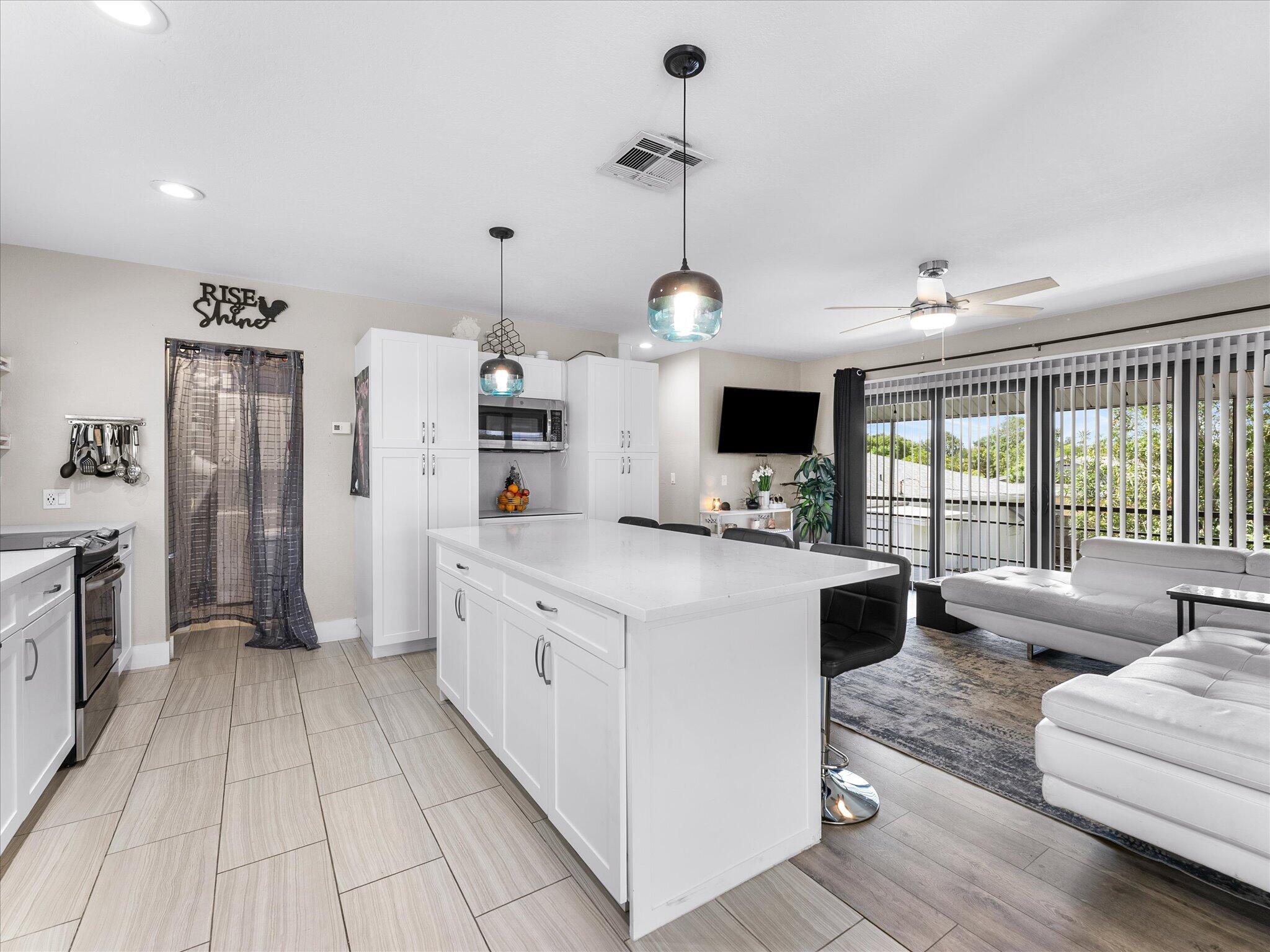 LAKE WORTH TOWN OF - Residential Income