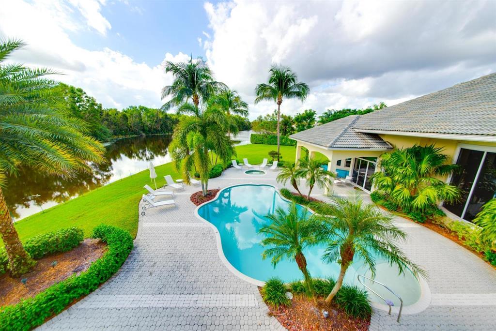 EQUESTRIAN CLUB ESTATES 1 - Residential