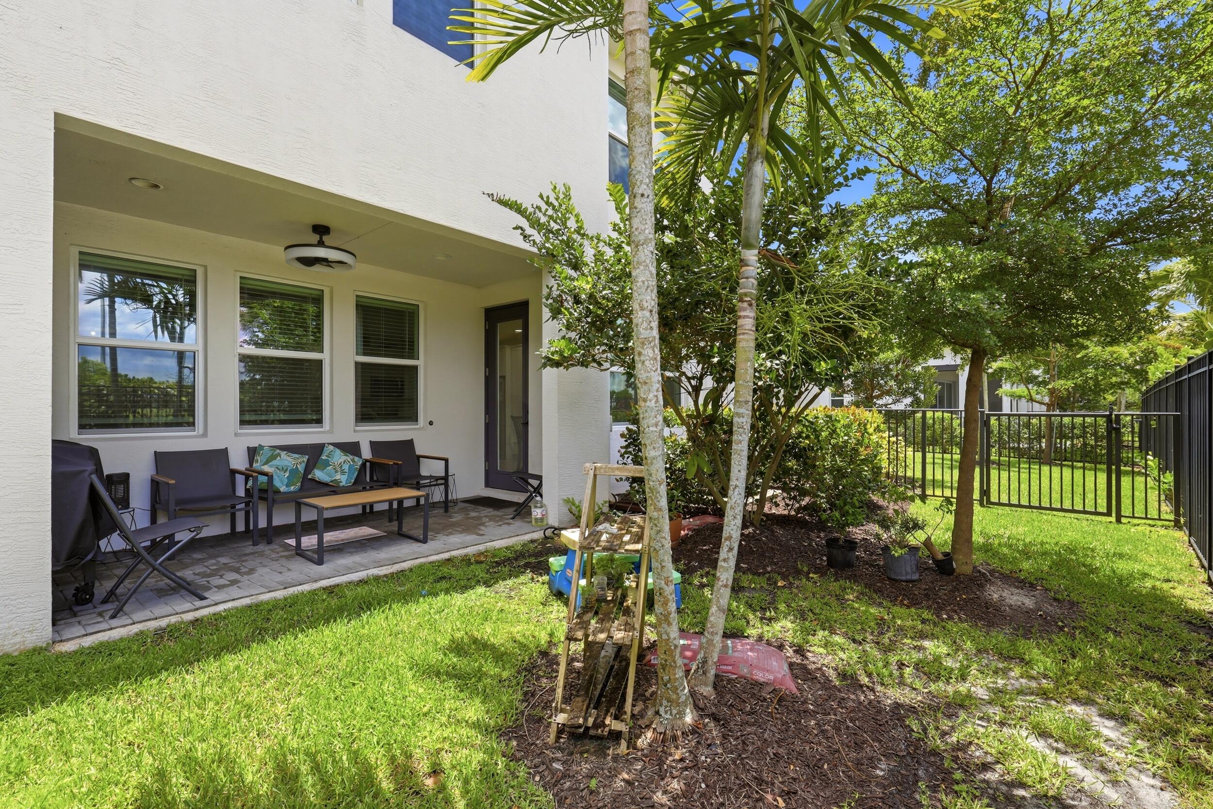 CROSSINGS OF WESTLAKE - Residential