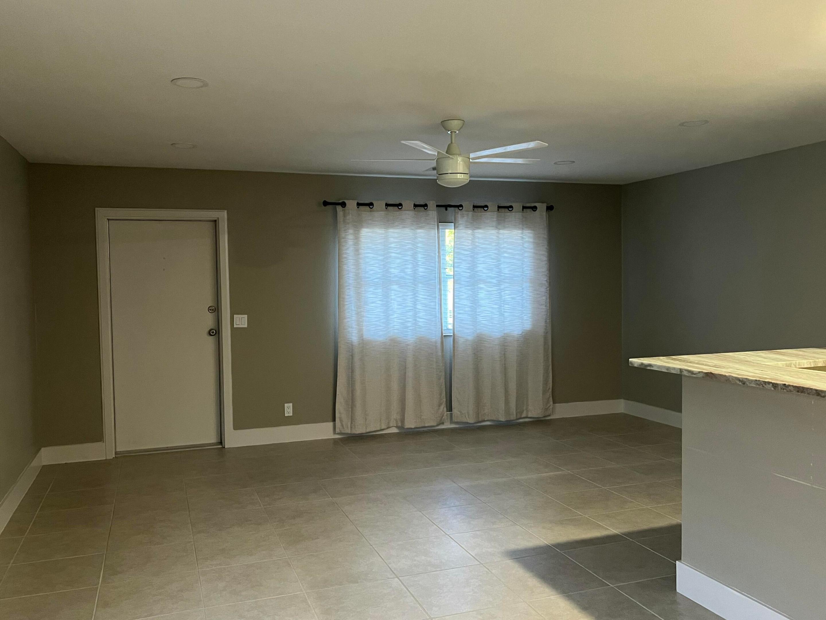 KINGS POINT FLANDERS CONDOS - Residential