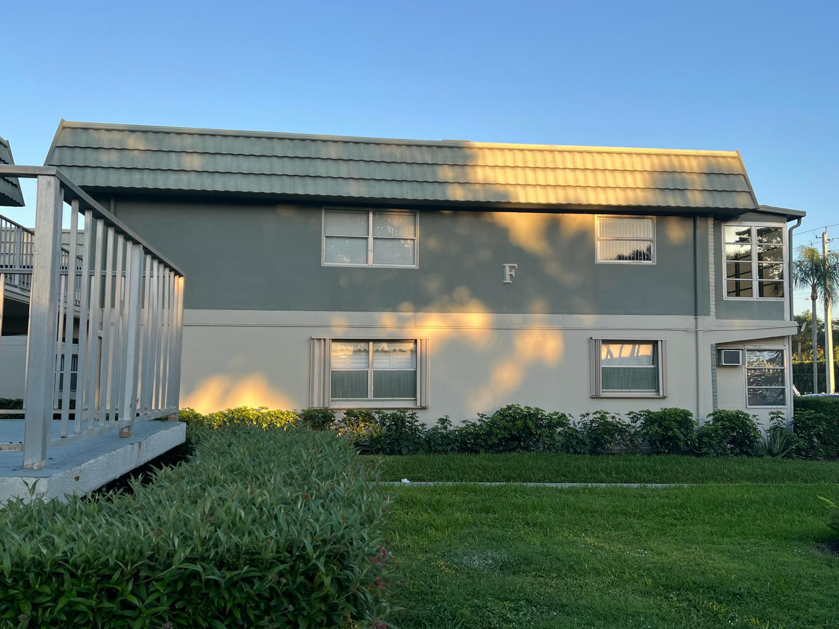 KINGS POINT FLANDERS CONDOS - Residential