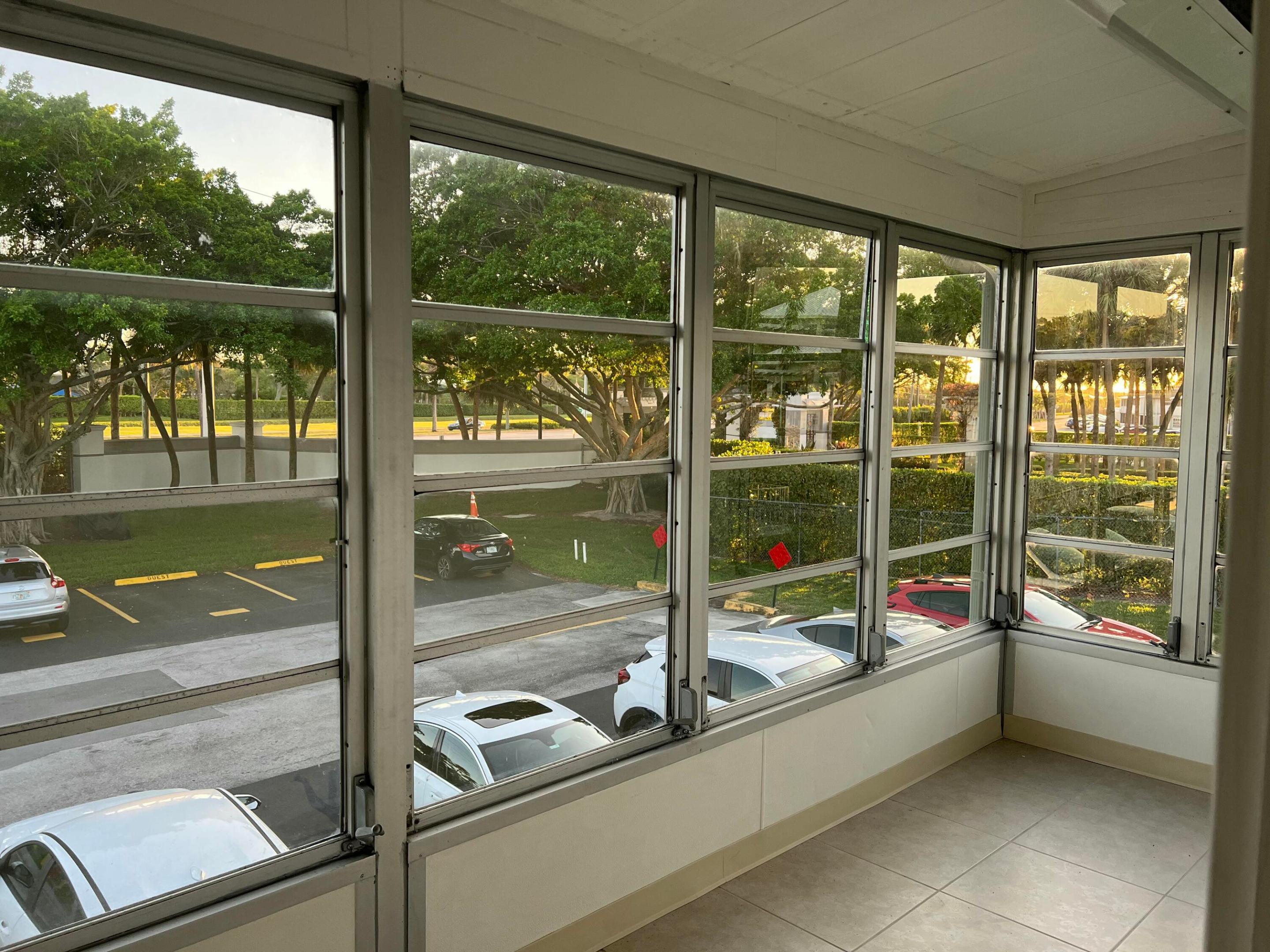 KINGS POINT FLANDERS CONDOS - Residential