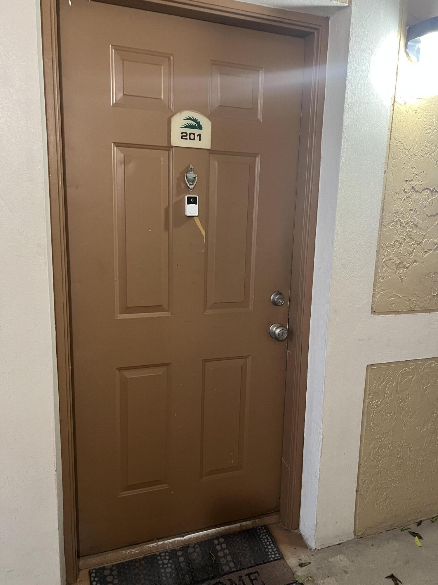 PALMS OF PEMBROKE CONDO - Residential Lease