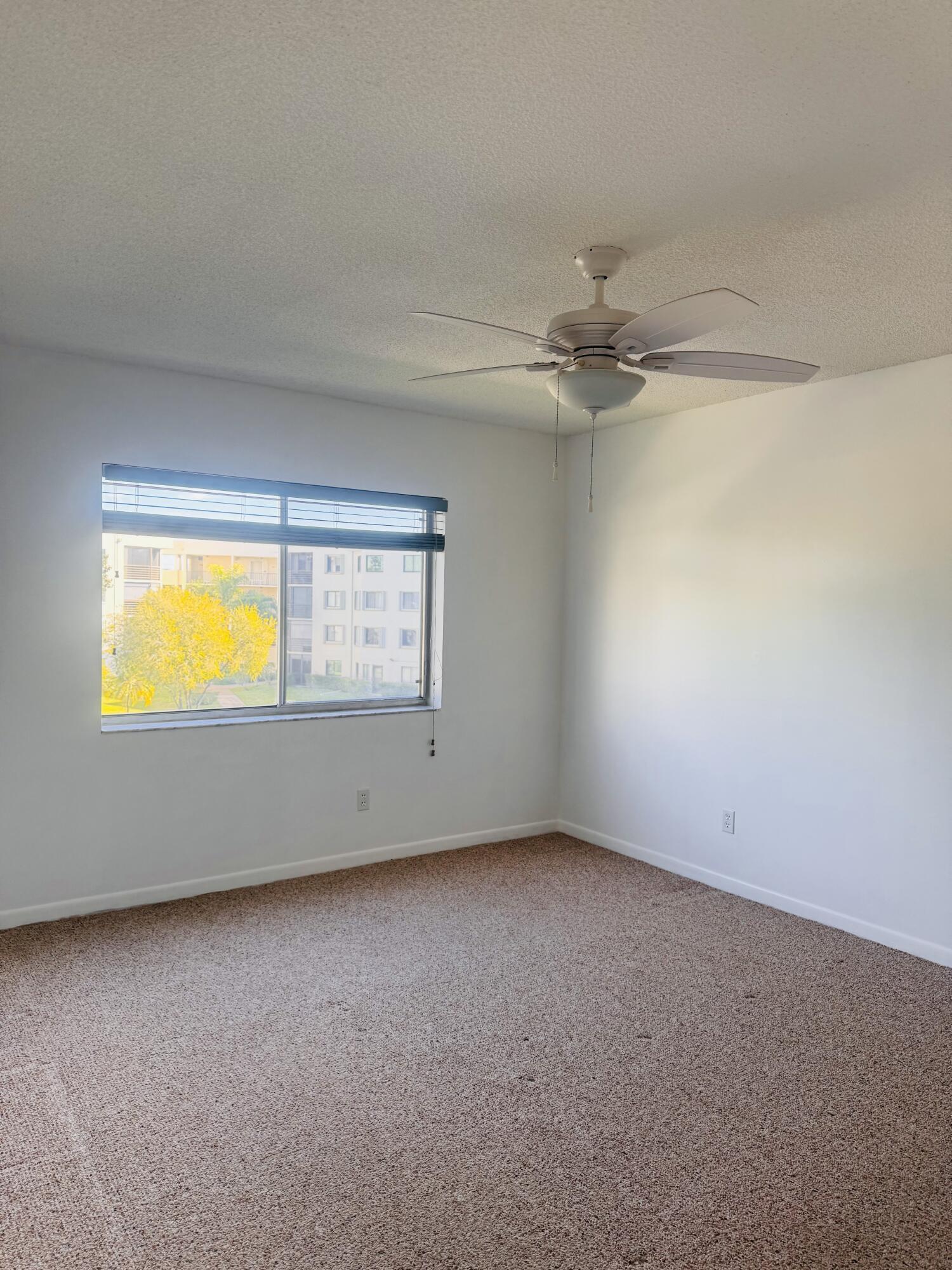 BARRINGTON AT POINCIANA CONDO - Residential