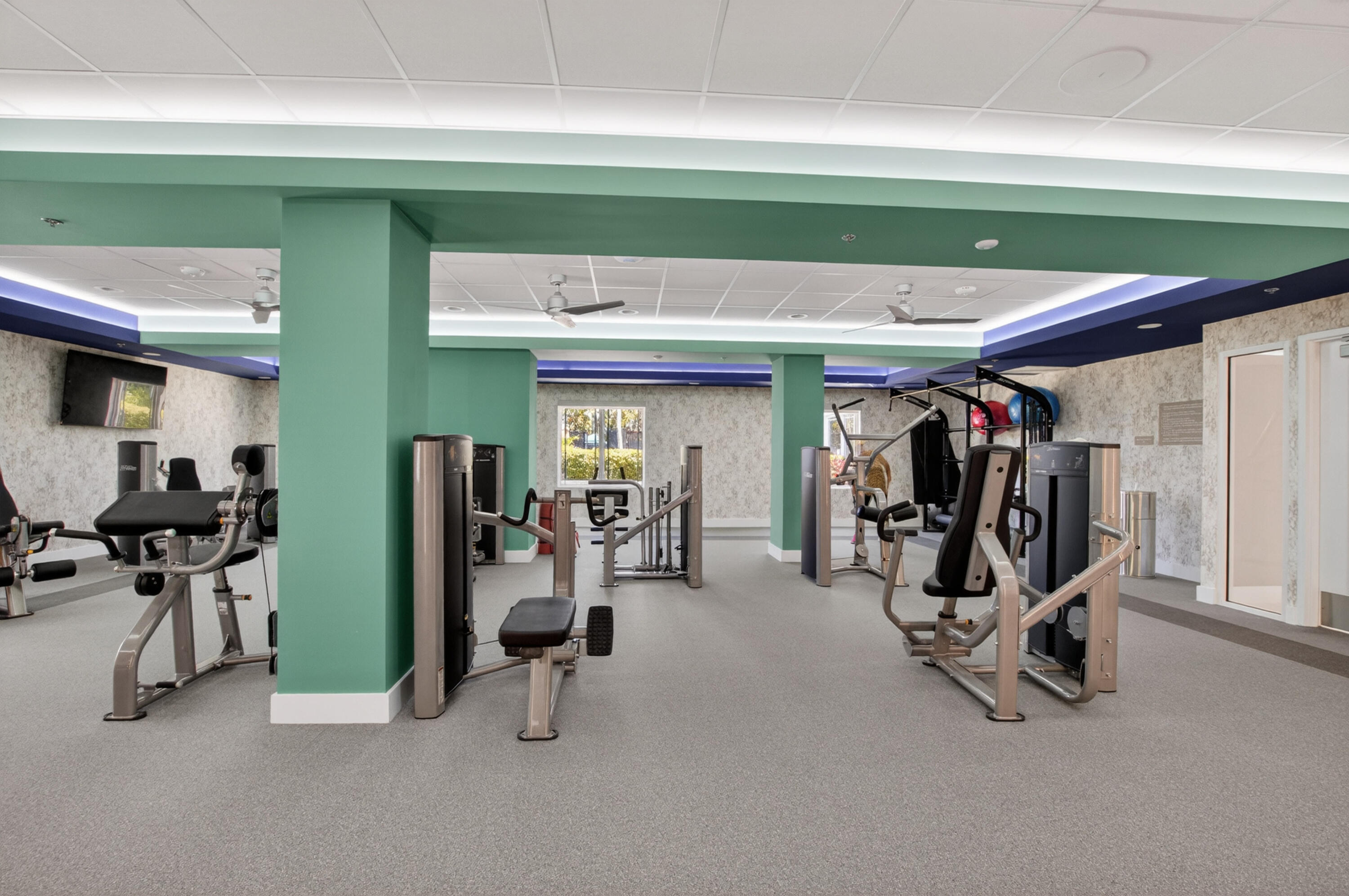 PALM ISLES I - Residential