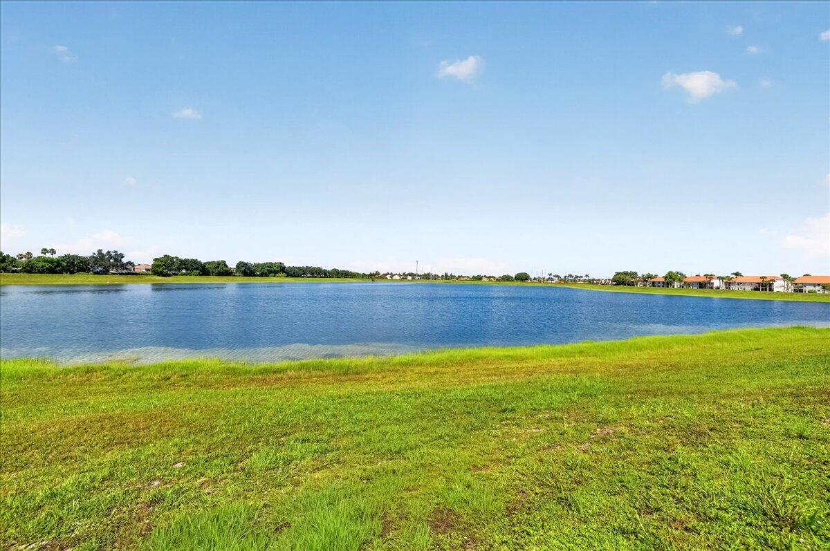 BOCA CHASE TR 4 - Residential