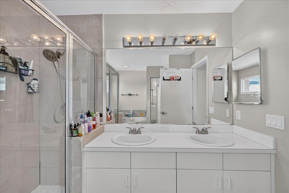 BOCA CHASE TR 4 - Residential