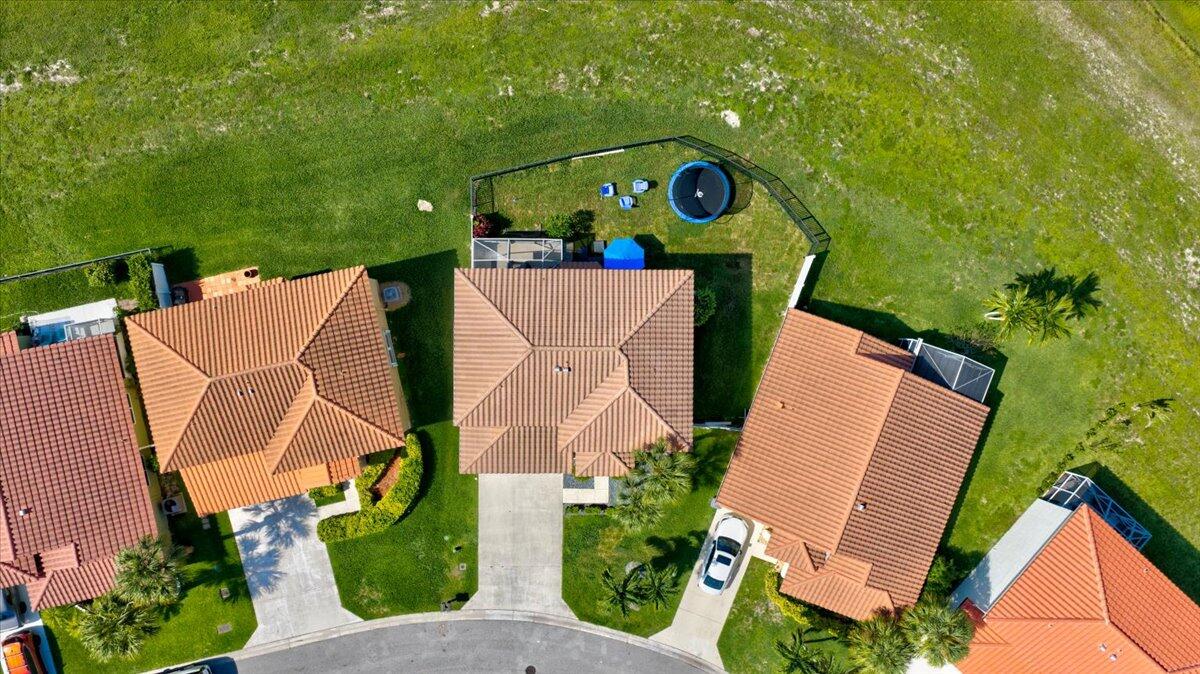 BOCA CHASE TR 4 - Residential