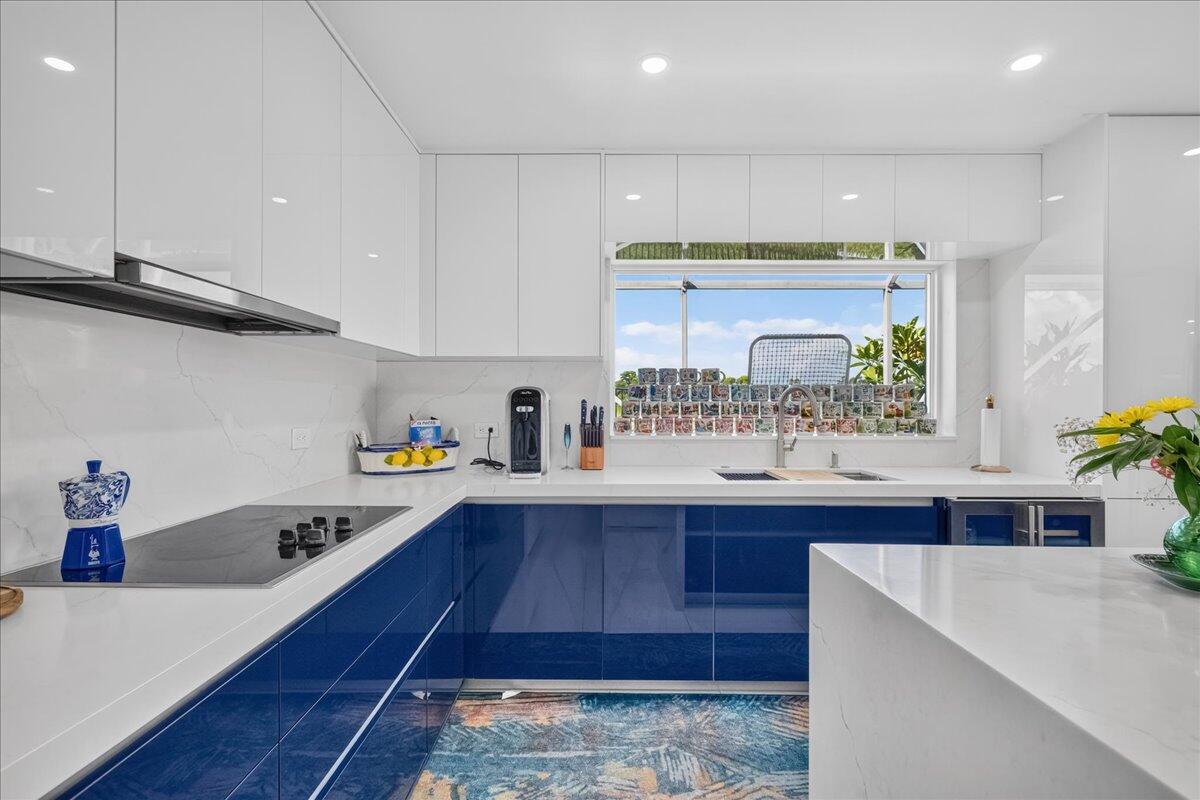 BOCA CHASE TR 4 - Residential