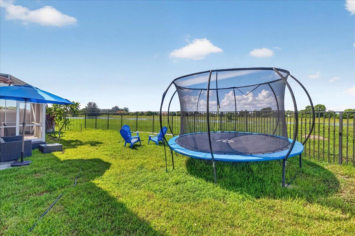 BOCA CHASE TR 4 - Residential