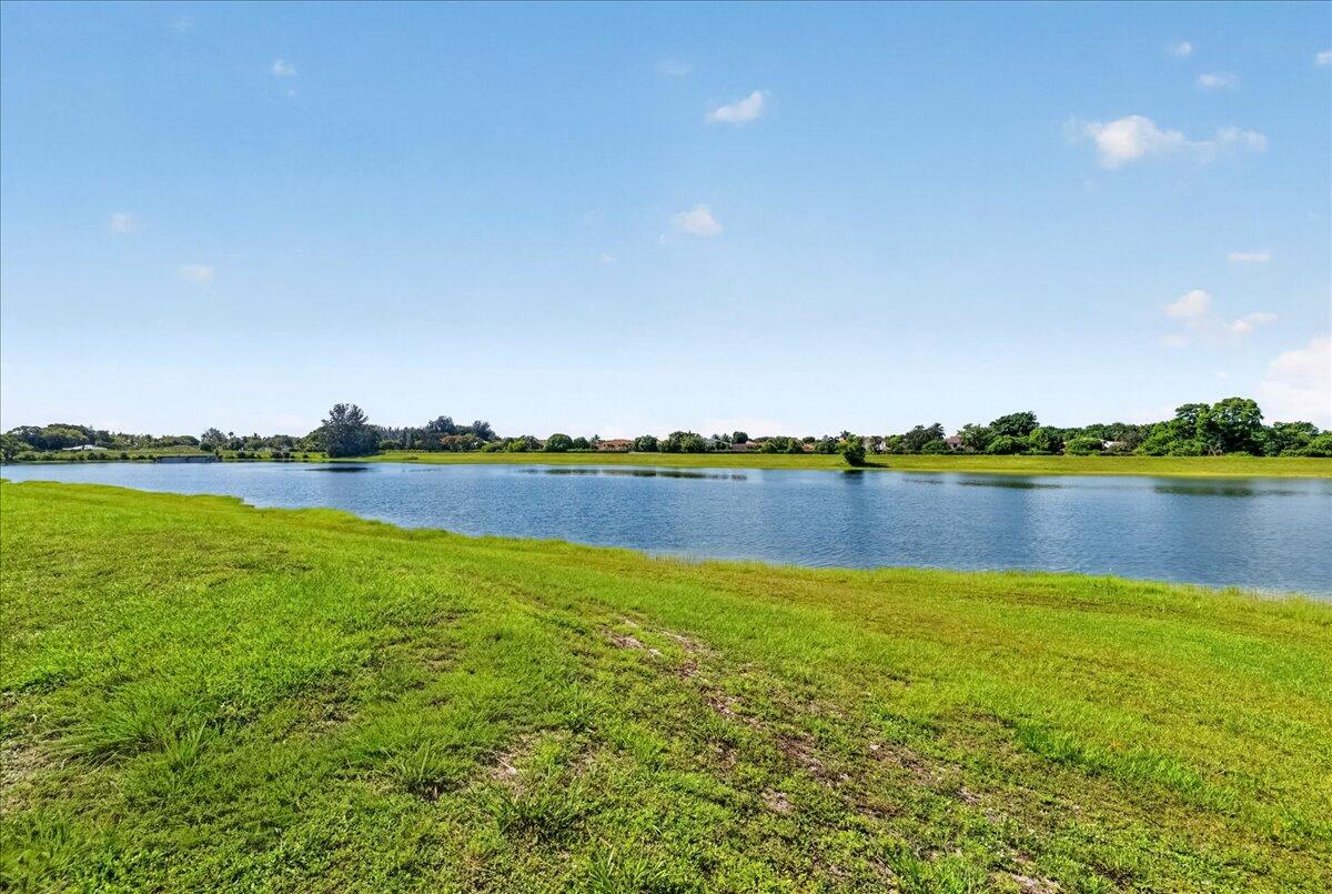 BOCA CHASE TR 4 - Residential
