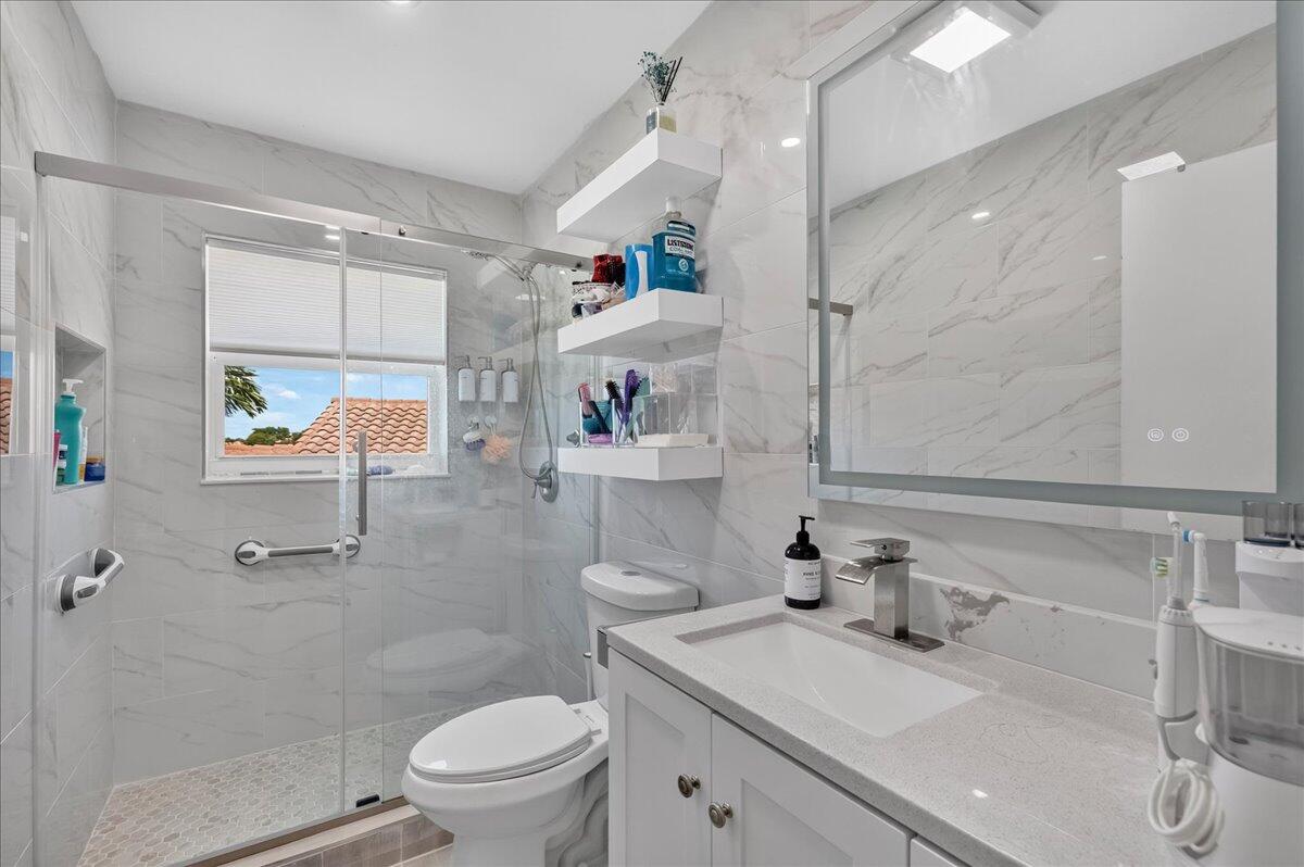 BOCA CHASE TR 4 - Residential