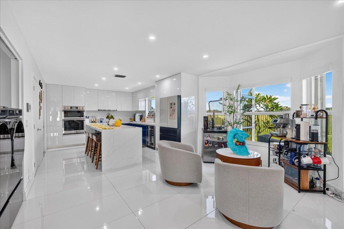 BOCA CHASE TR 4 - Residential
