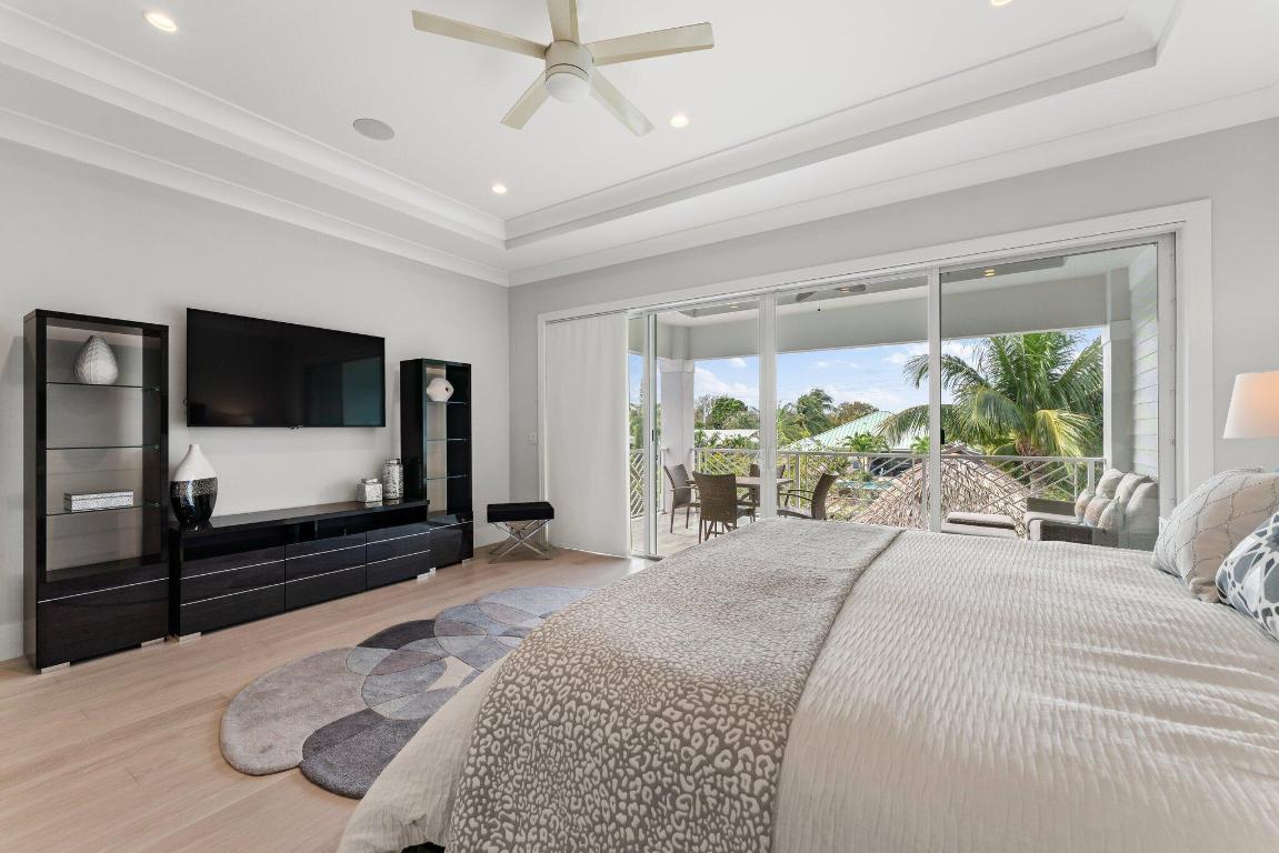 INTRACOASTAL PARK - Residential