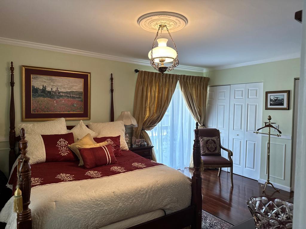 RIVERBEND CONDO - Residential