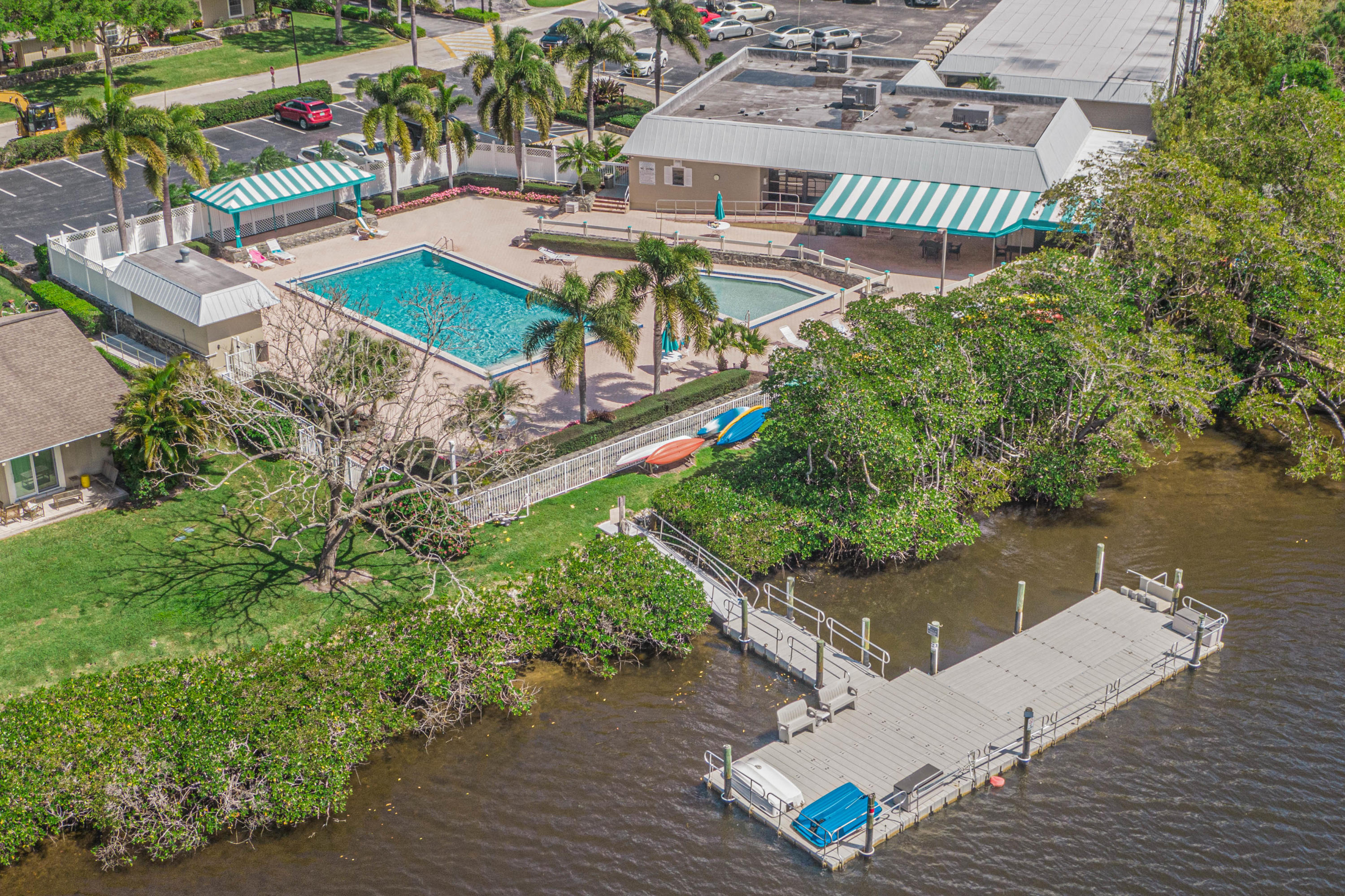 RIVERBEND CONDO - Residential