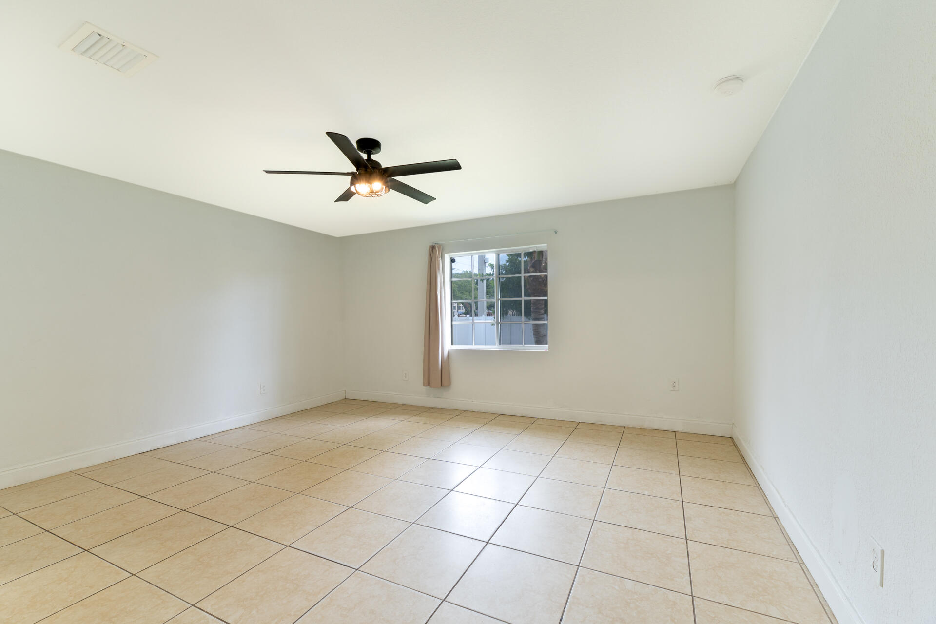 CARVER HEIGHTS - Residential Lease