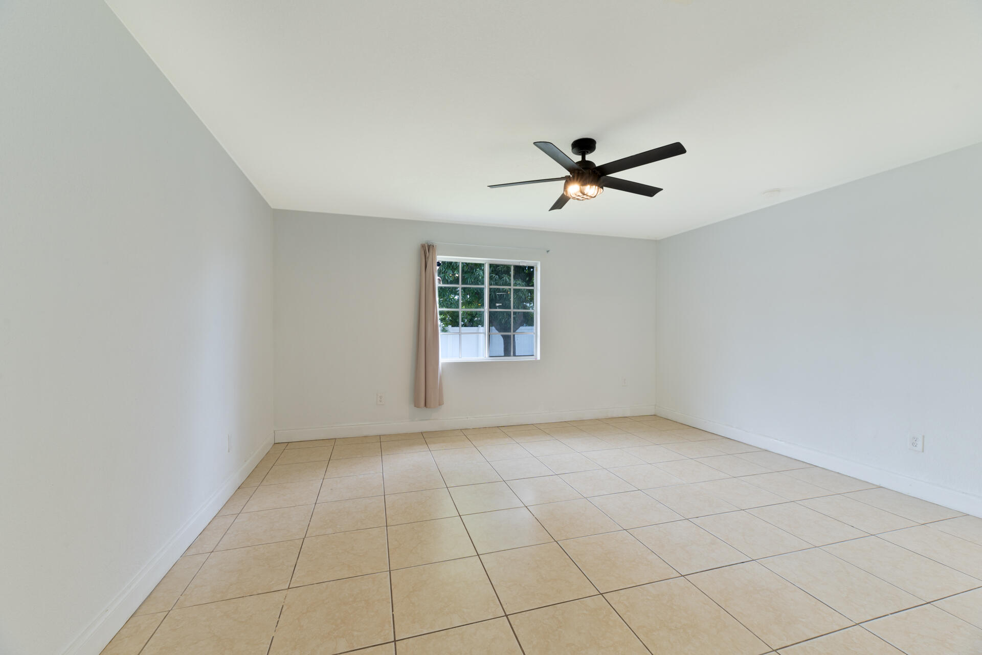 CARVER HEIGHTS - Residential Lease