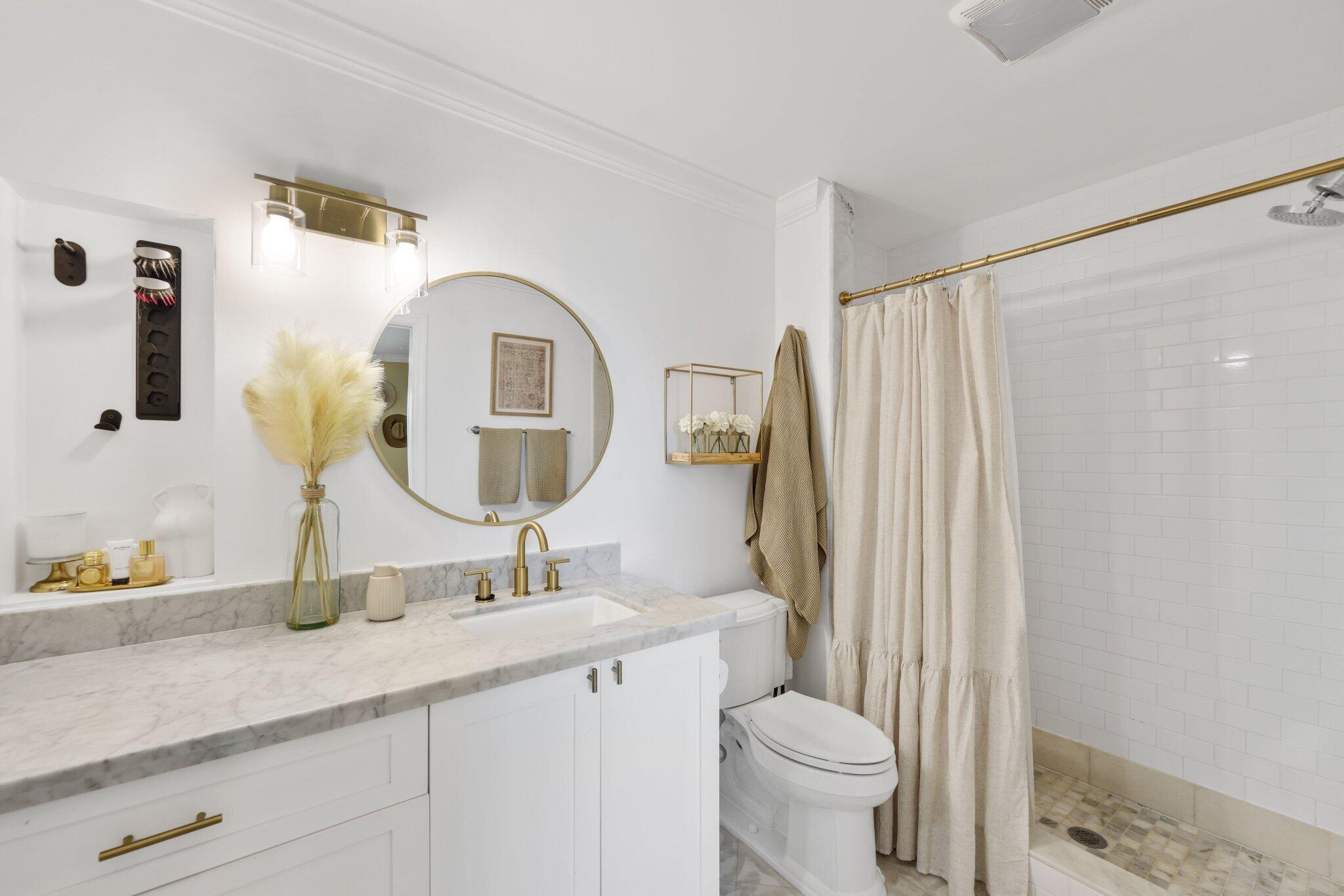 LAGO DEL REY CONDO - Residential Lease