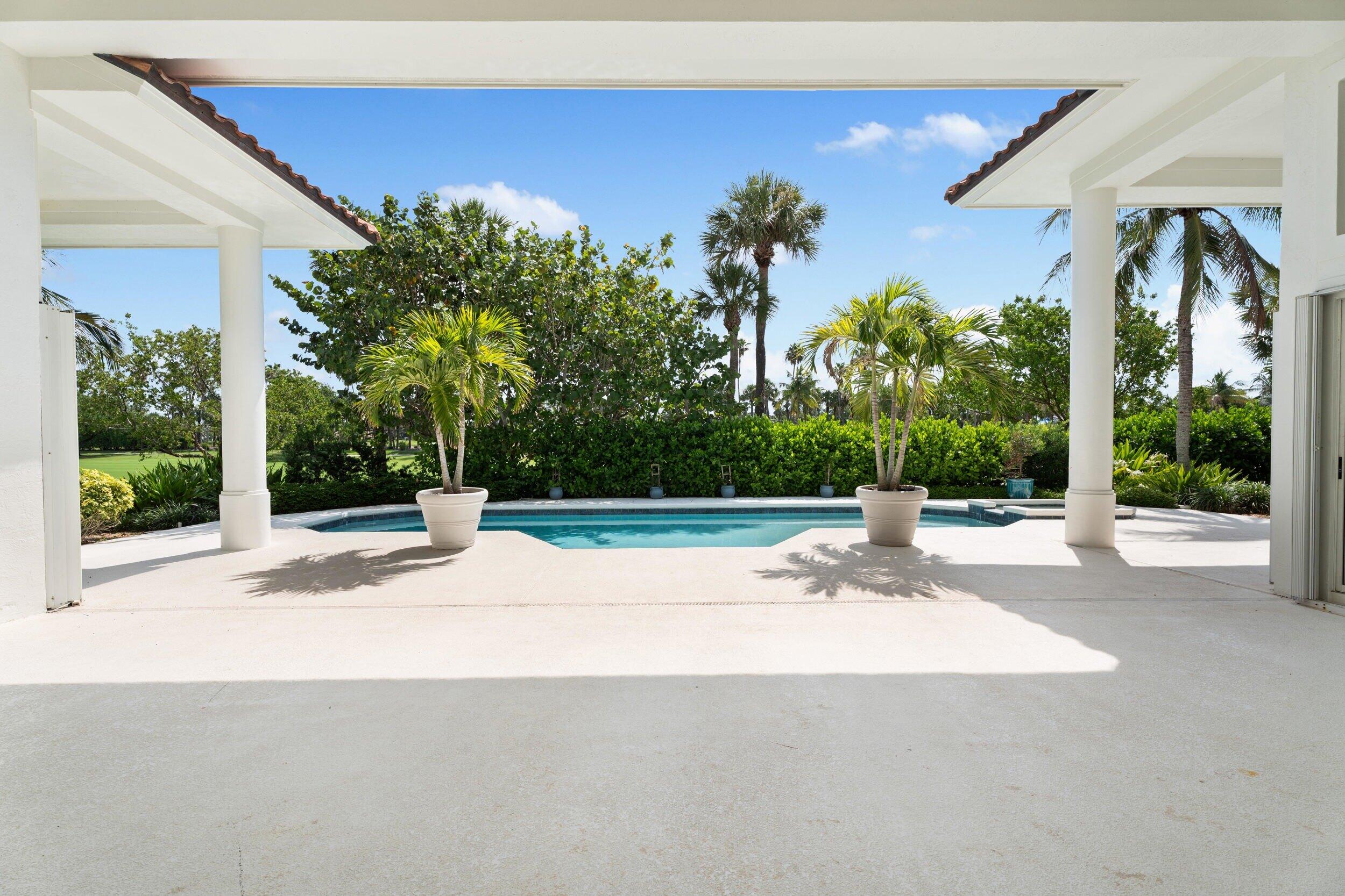 SAILFISH POINT - Residential