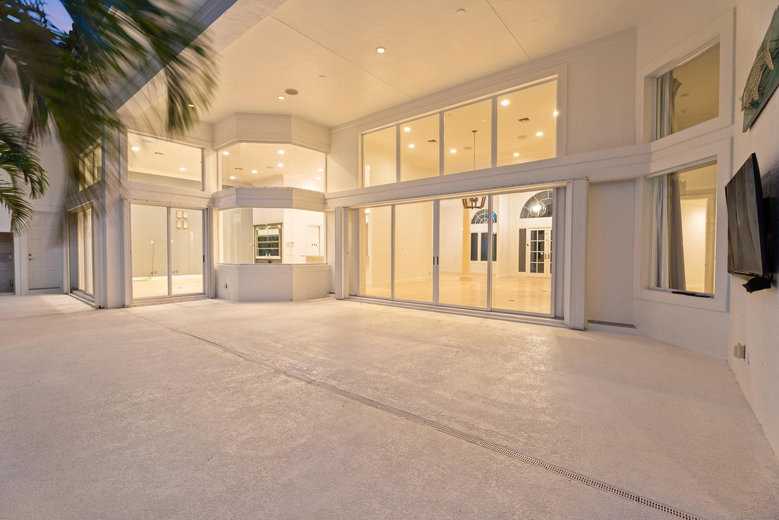SAILFISH POINT - Residential