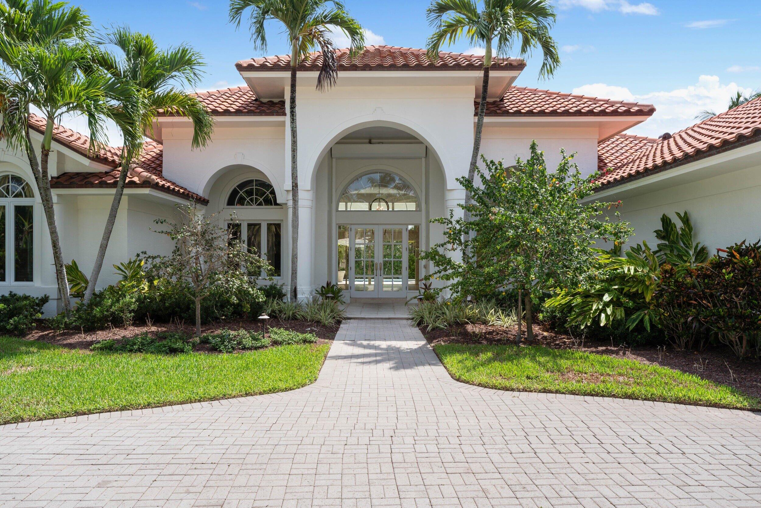 SAILFISH POINT - Residential