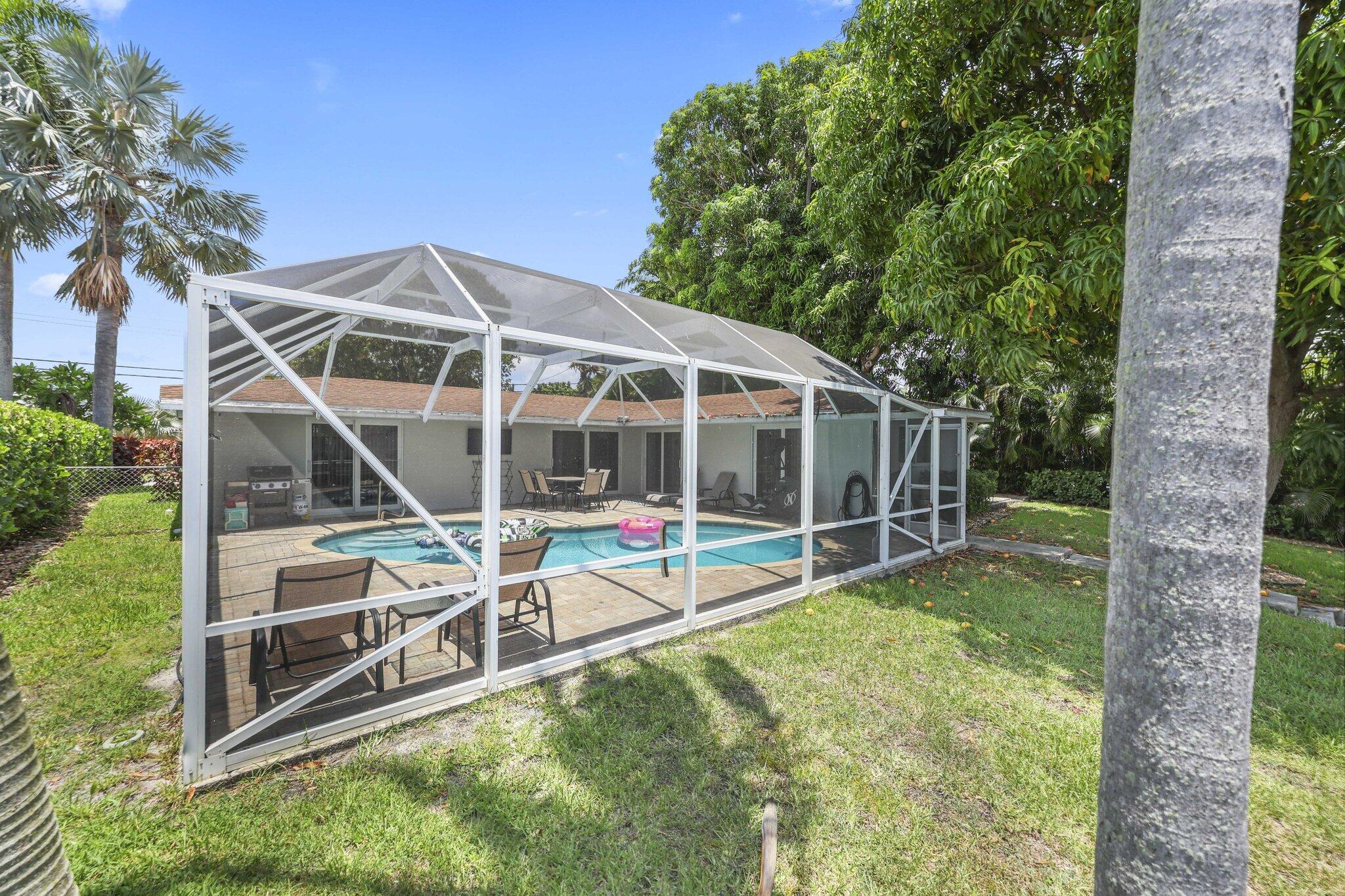 BOULEVARD PARK ISLES SEC 4 - Residential Lease
