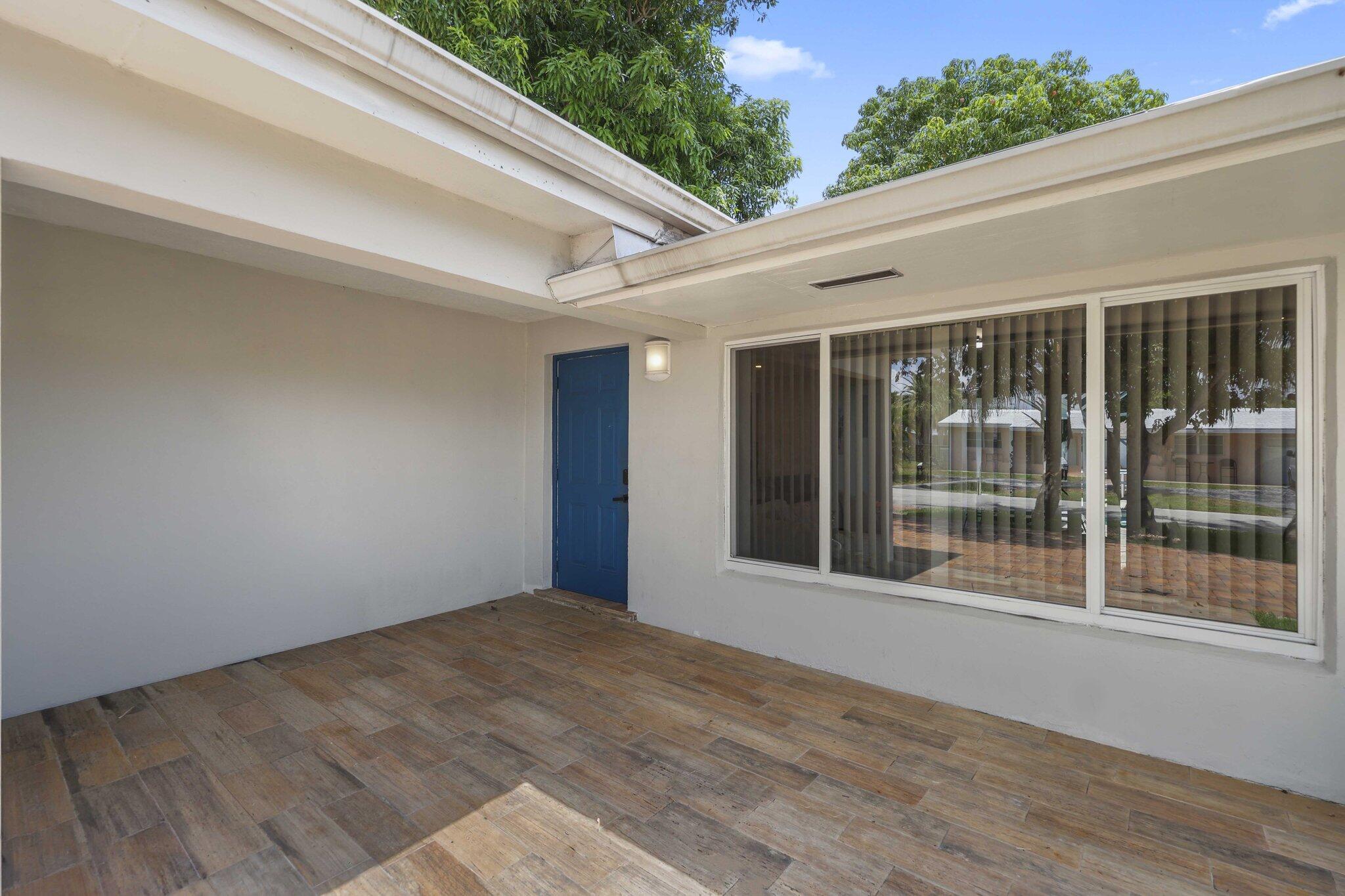 BOULEVARD PARK ISLES SEC 4 - Residential Lease