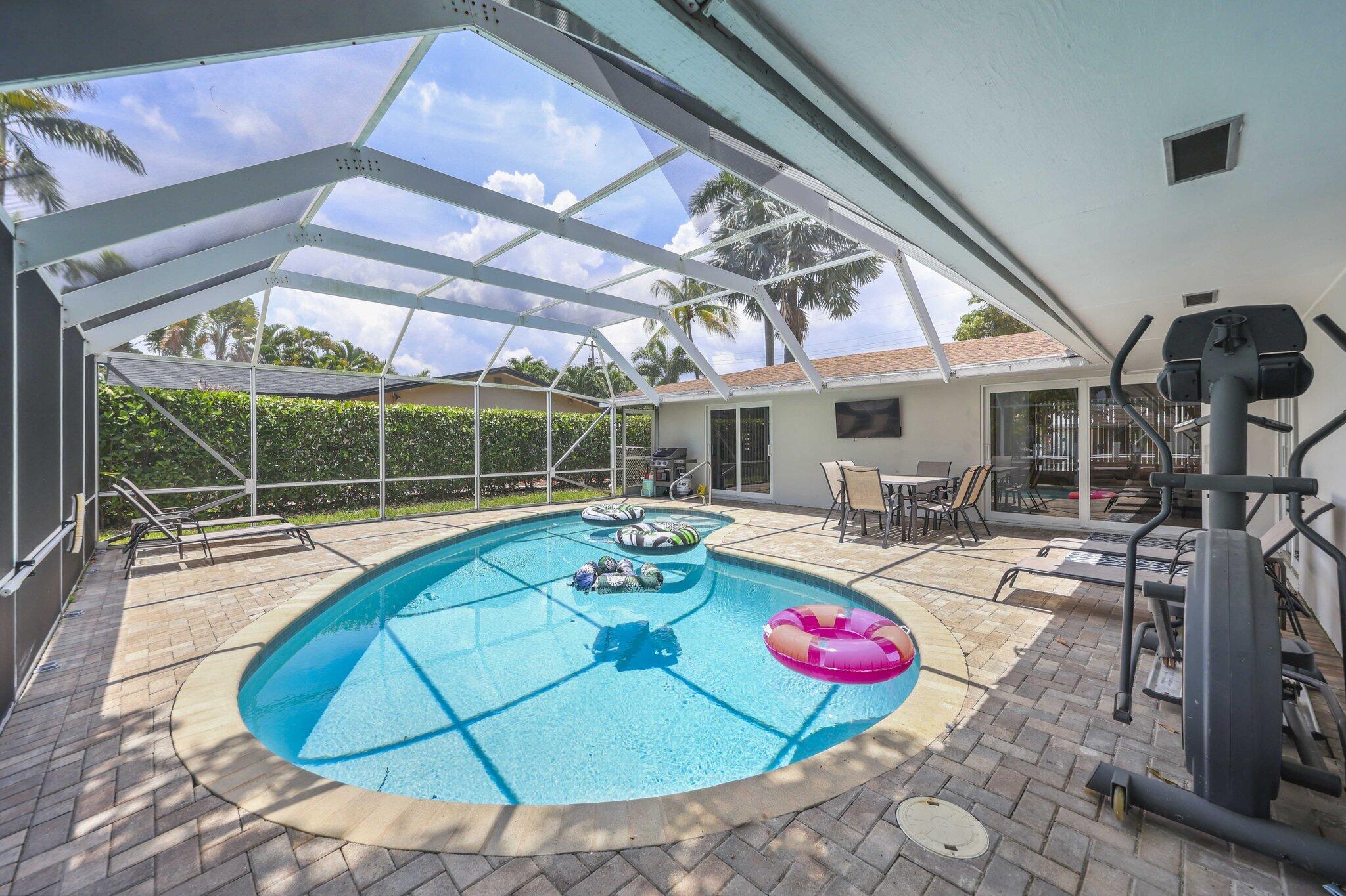 BOULEVARD PARK ISLES SEC 4 - Residential Lease