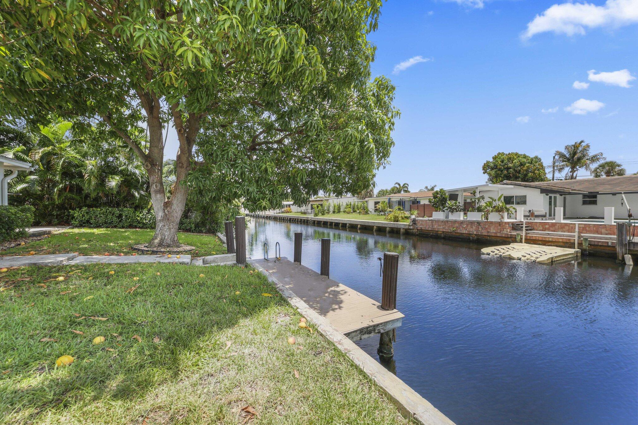BOULEVARD PARK ISLES SEC 4 - Residential Lease
