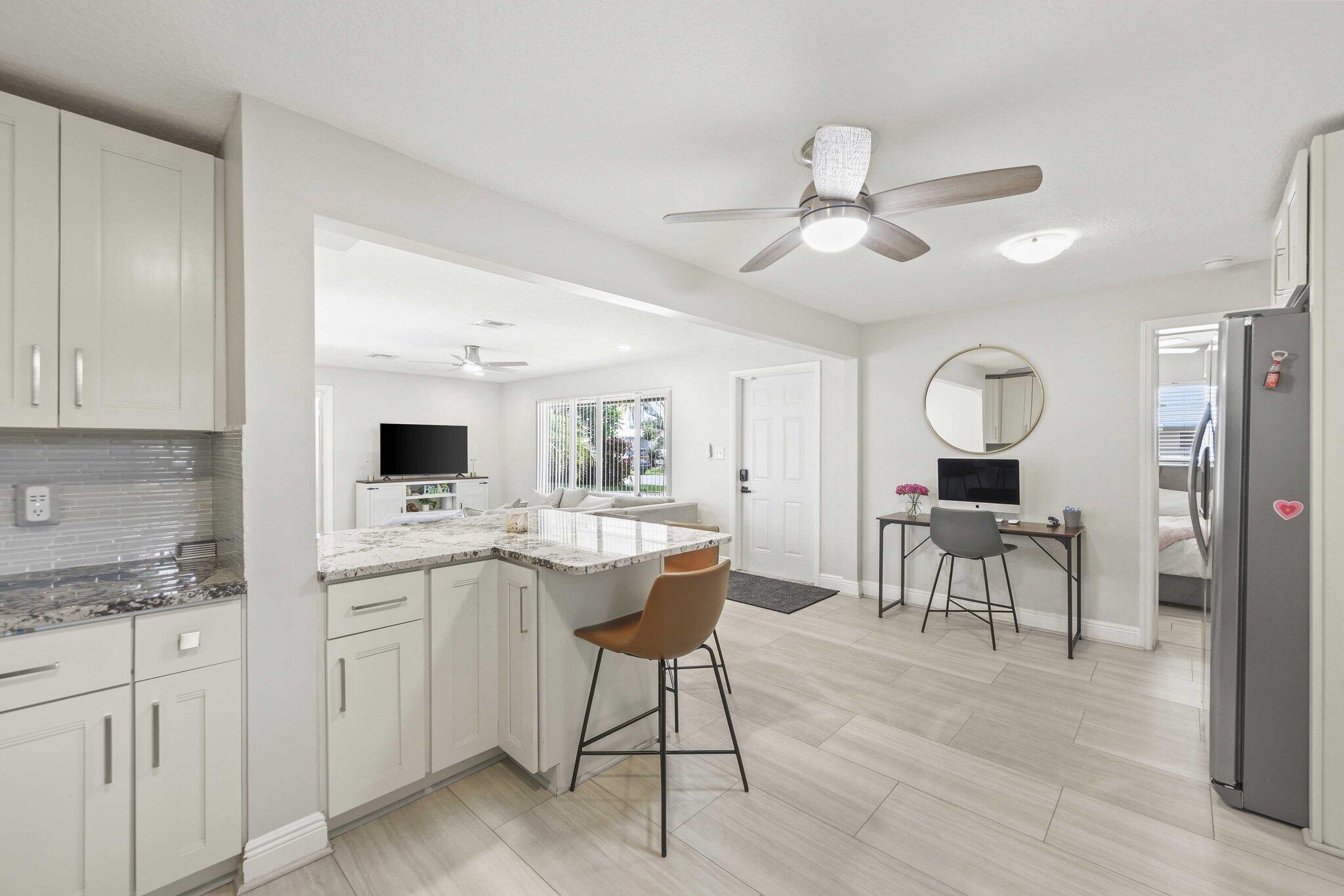 BOULEVARD PARK ISLES SEC 4 - Residential Lease