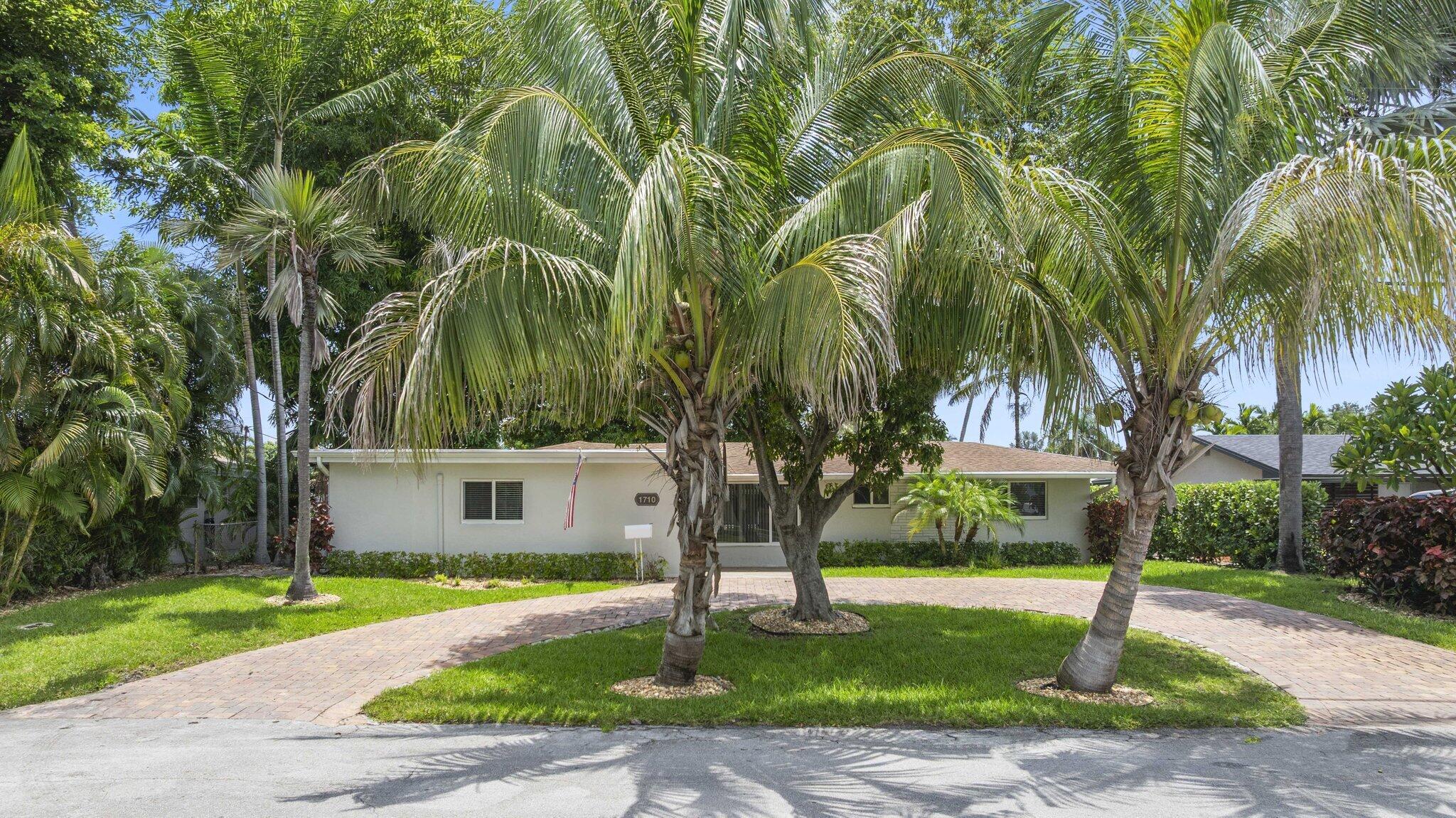 BOULEVARD PARK ISLES SEC 4 - Residential Lease