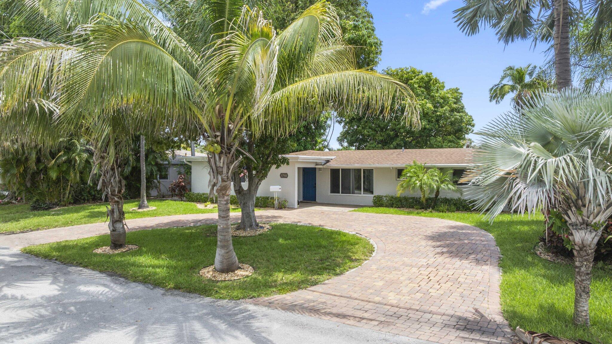BOULEVARD PARK ISLES SEC 4 - Residential Lease