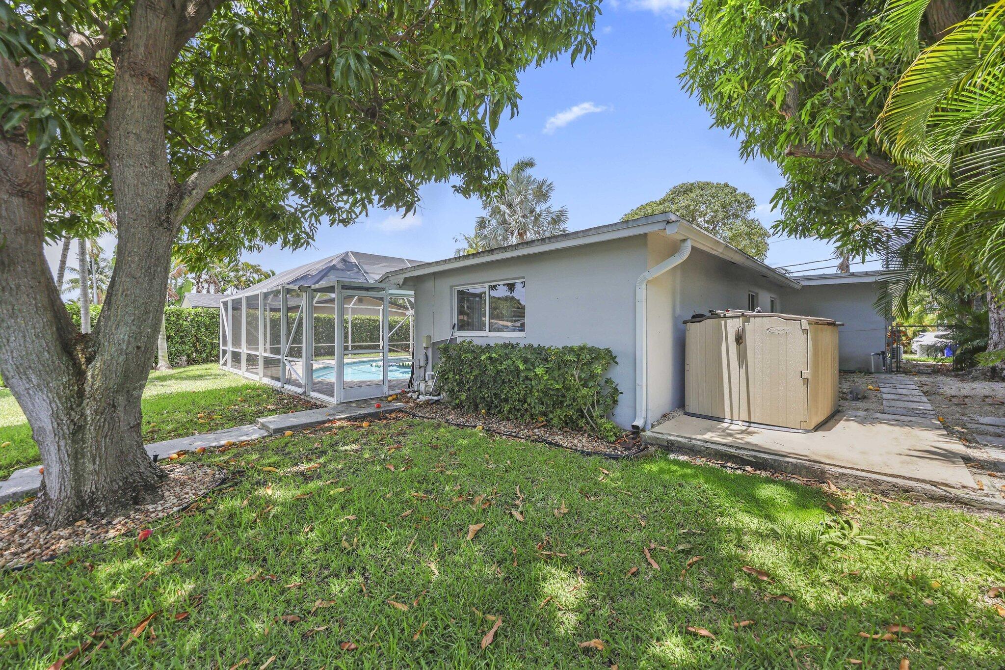 BOULEVARD PARK ISLES SEC 4 - Residential Lease