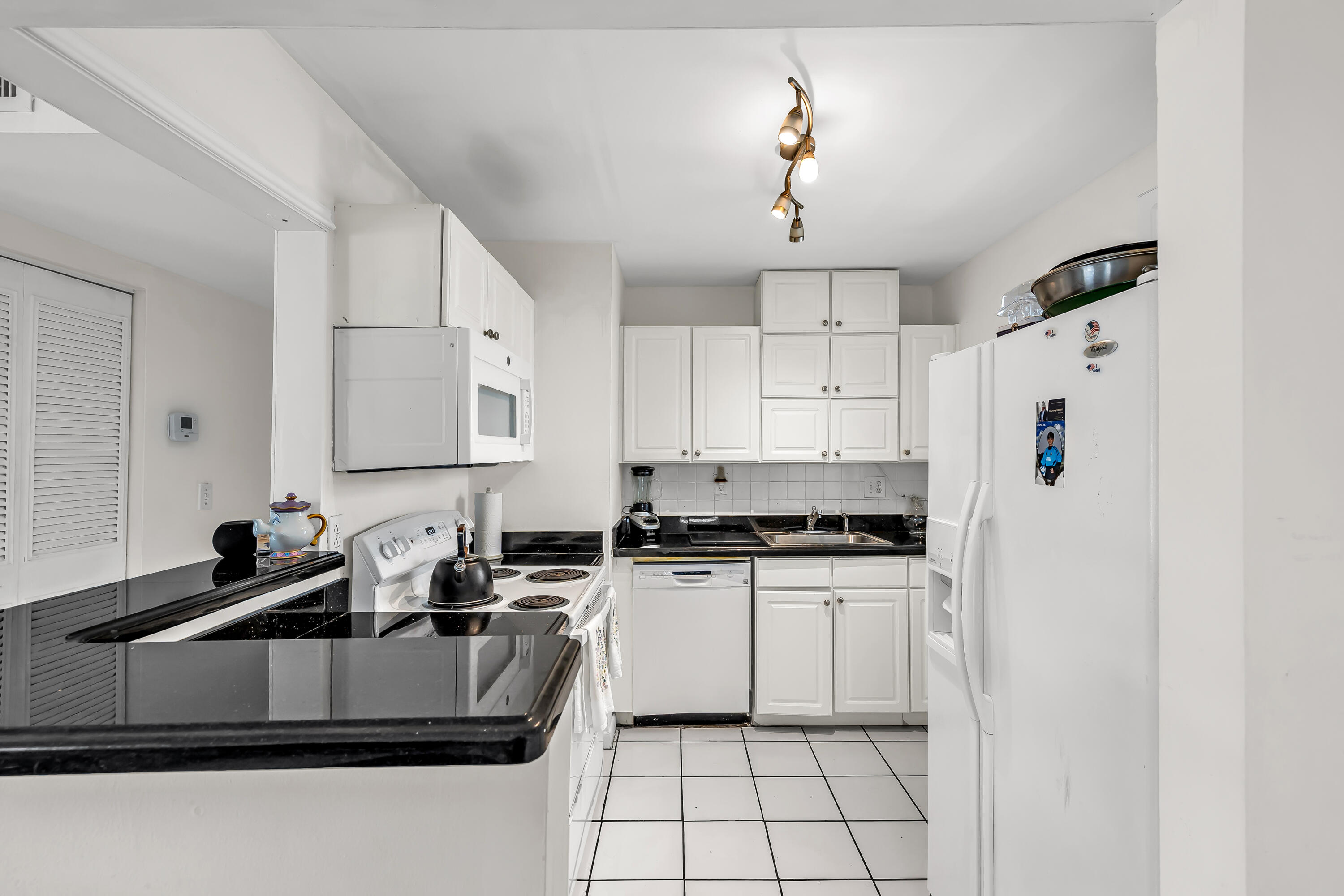 MARGATE VILLAGE PHASE II CONDO - Residential